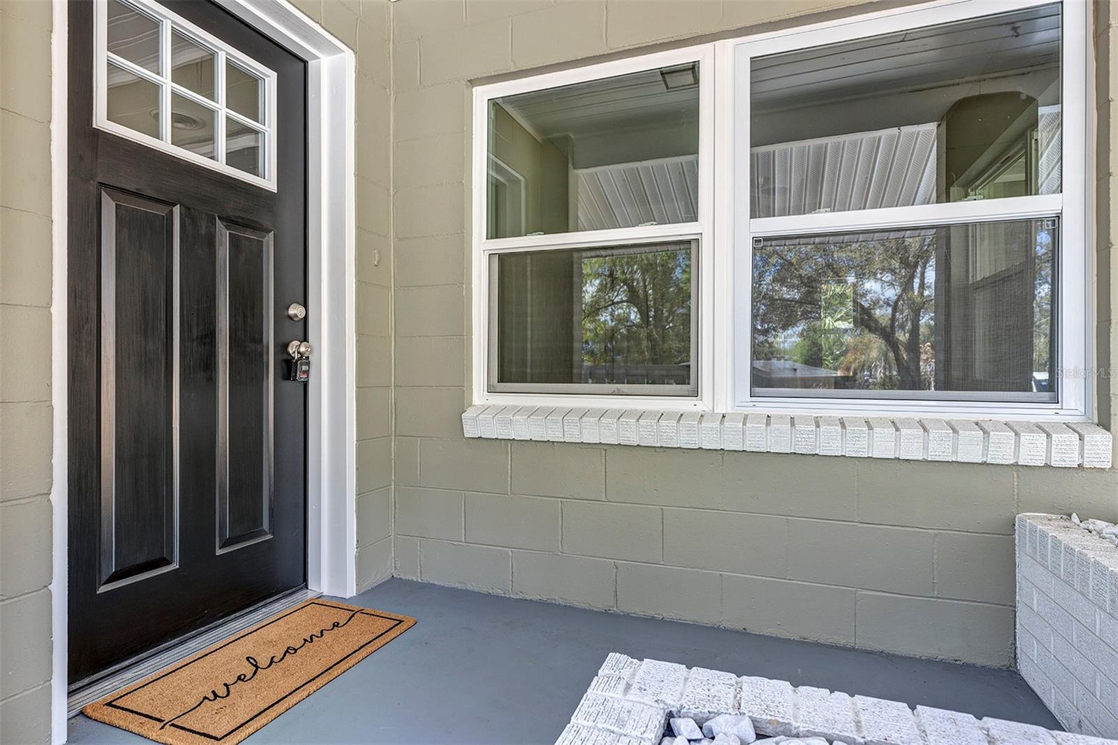 Image 32 of 38 For 14 Sunshine Boulevard