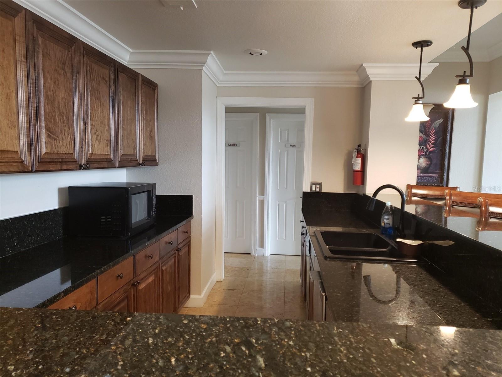 Image 32 of 35 For 11582 Westwood Boulevard 1436