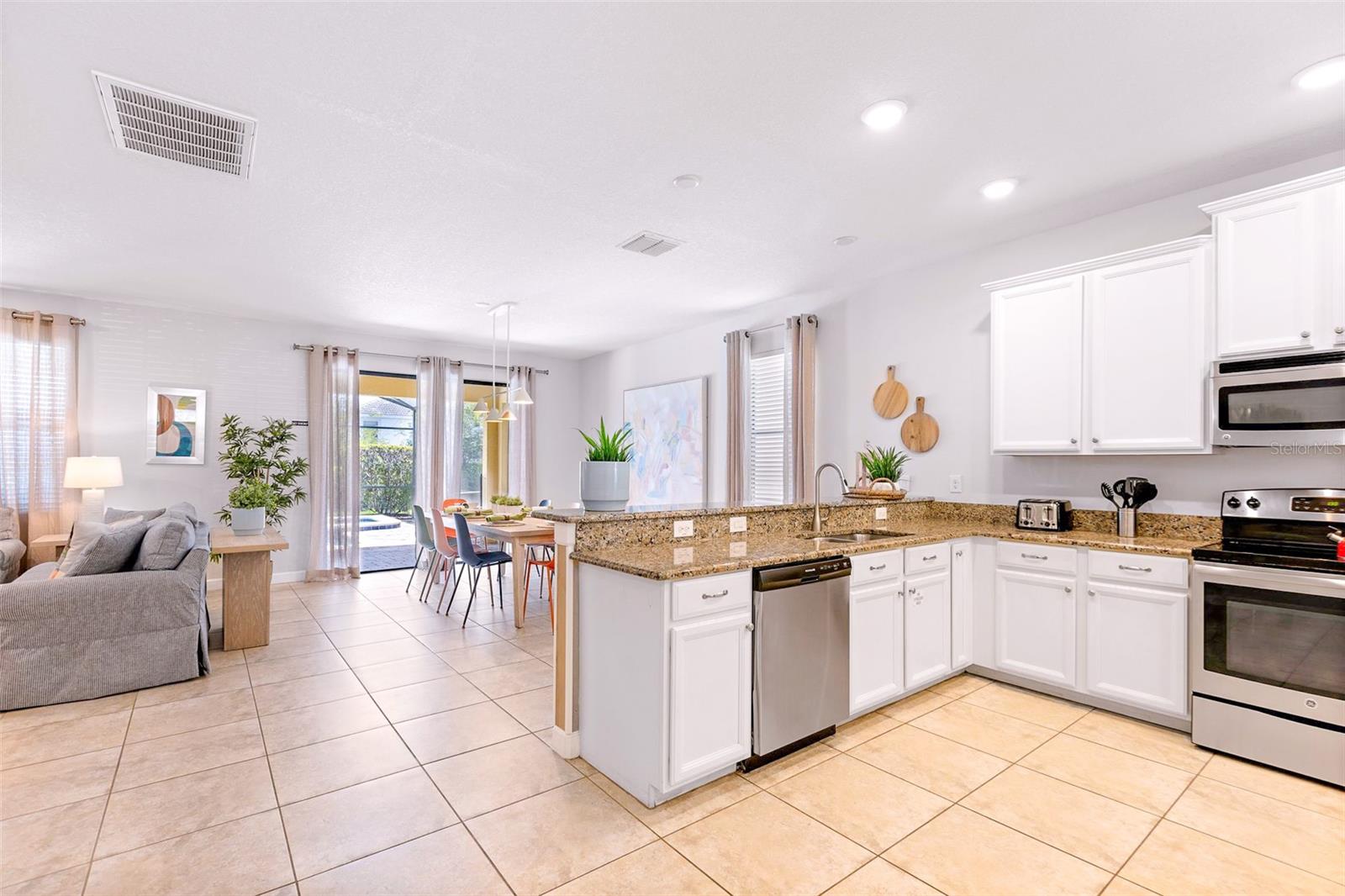 Image 18 of 71 For 9023 Shadow Mountain Street