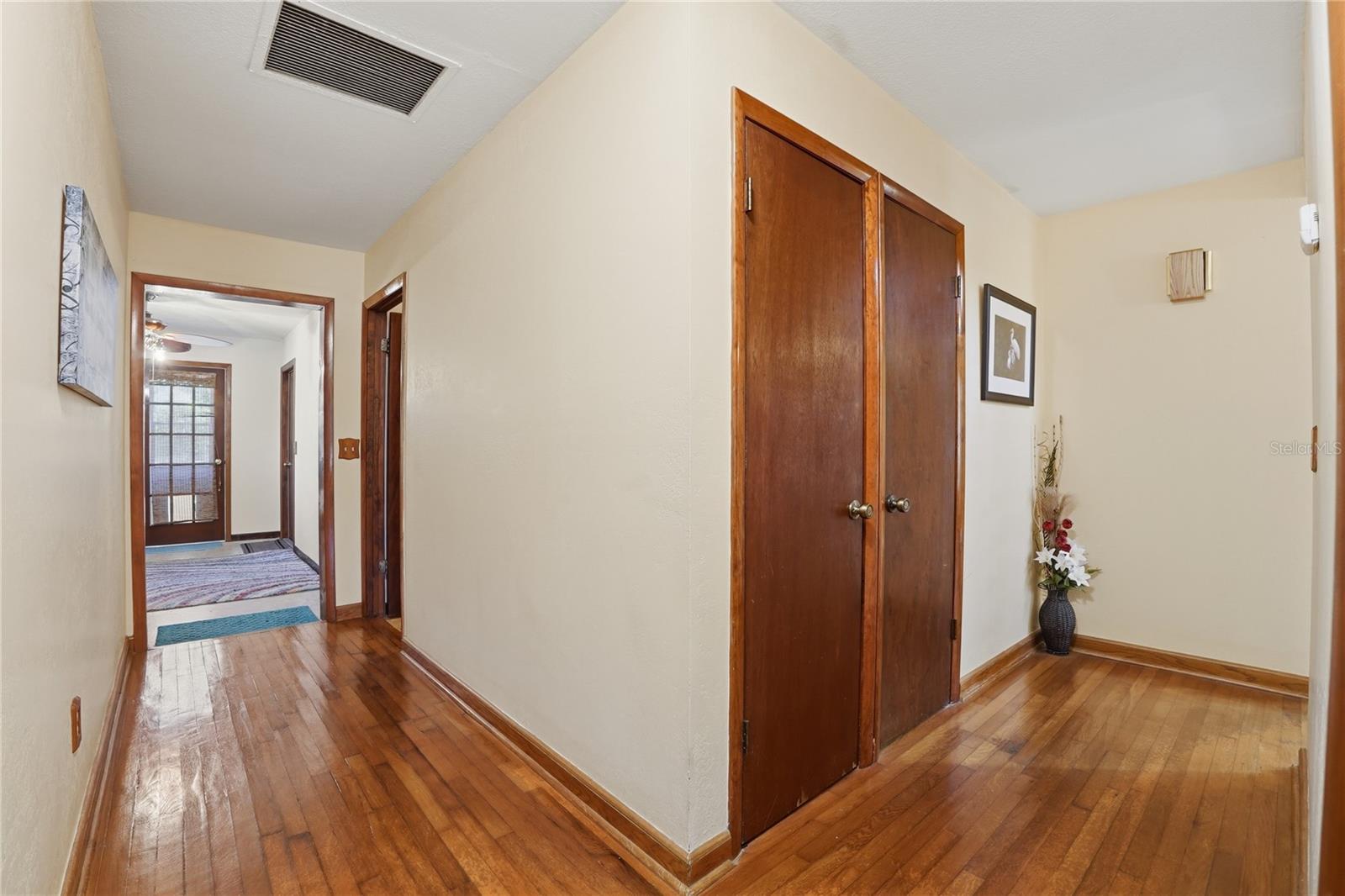 Image 15 of 25 For 3131 Juniper Drive