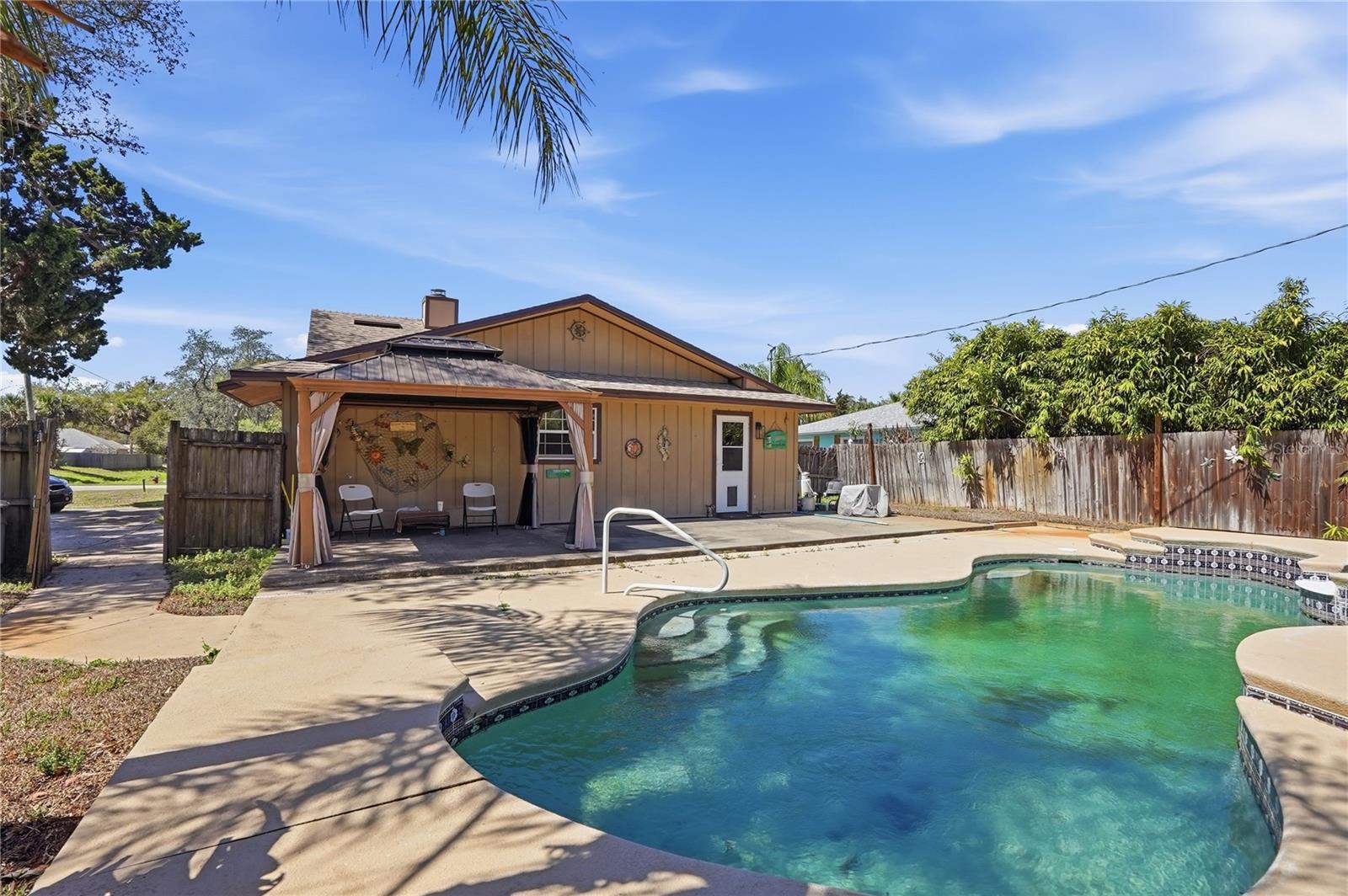 Image 2 of 25 For 3131 Juniper Drive