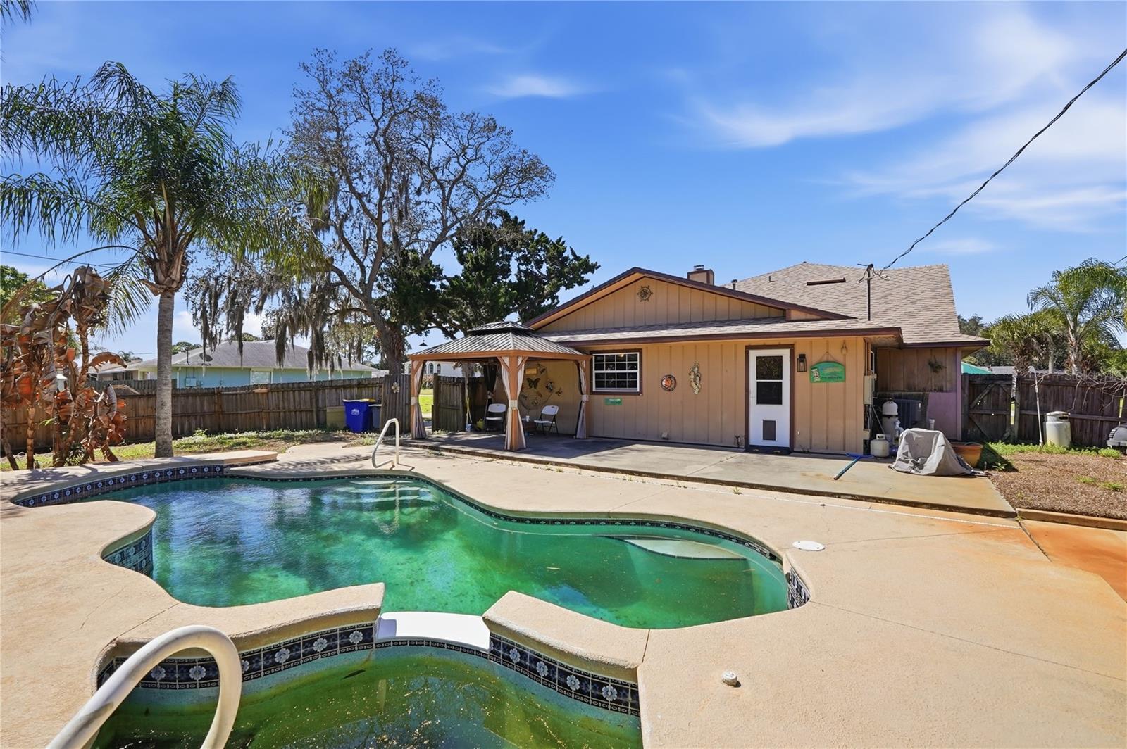 Image 23 of 25 For 3131 Juniper Drive