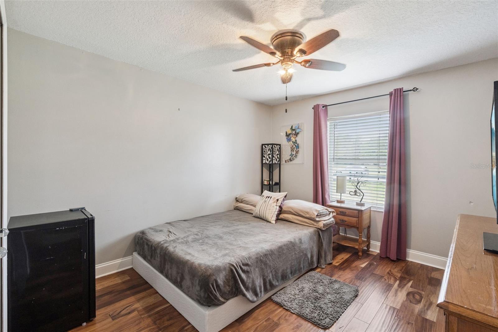 Image 29 of 59 For 1330 Lake Mills Road