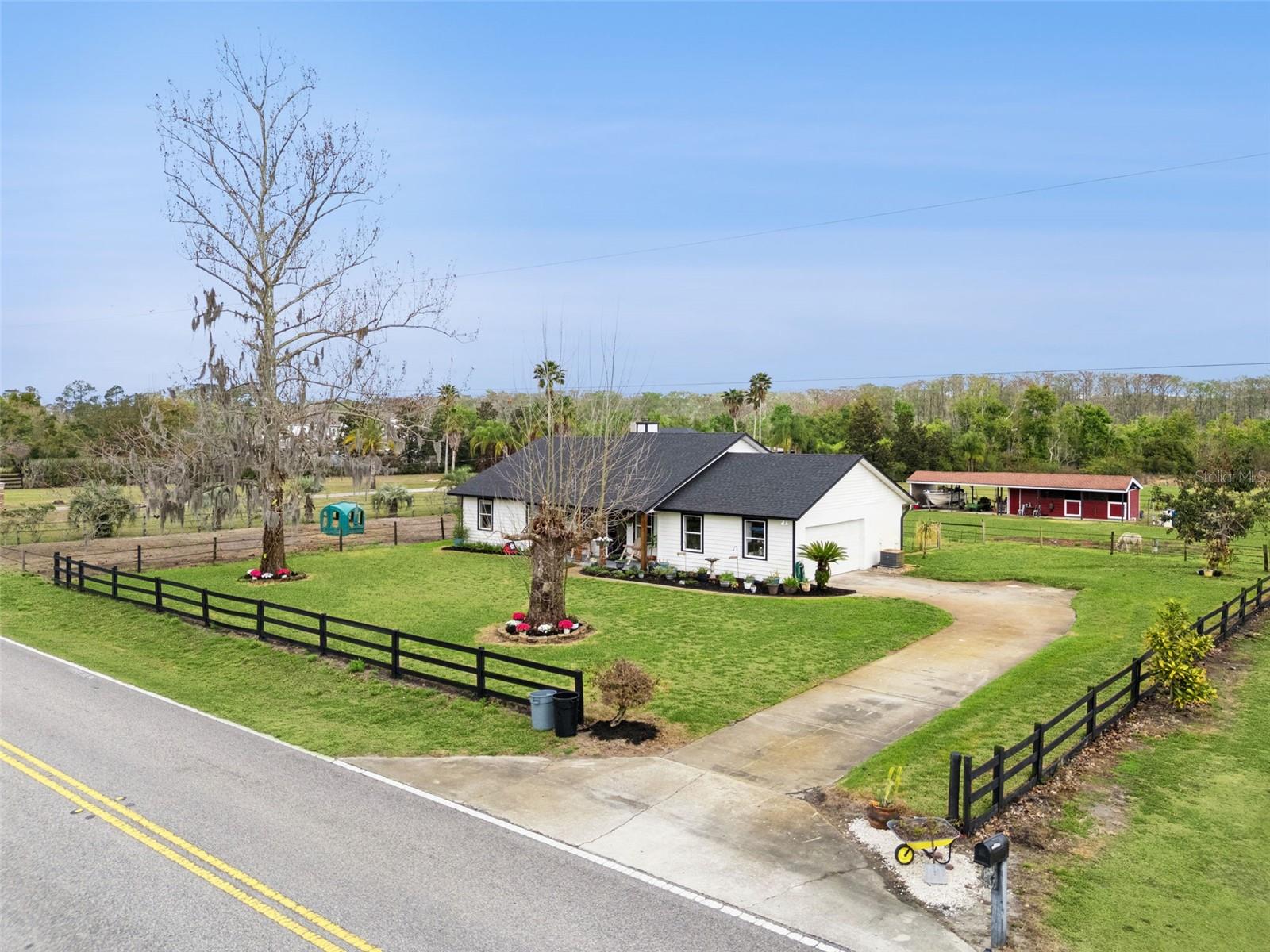 Image 42 of 59 For 1330 Lake Mills Road