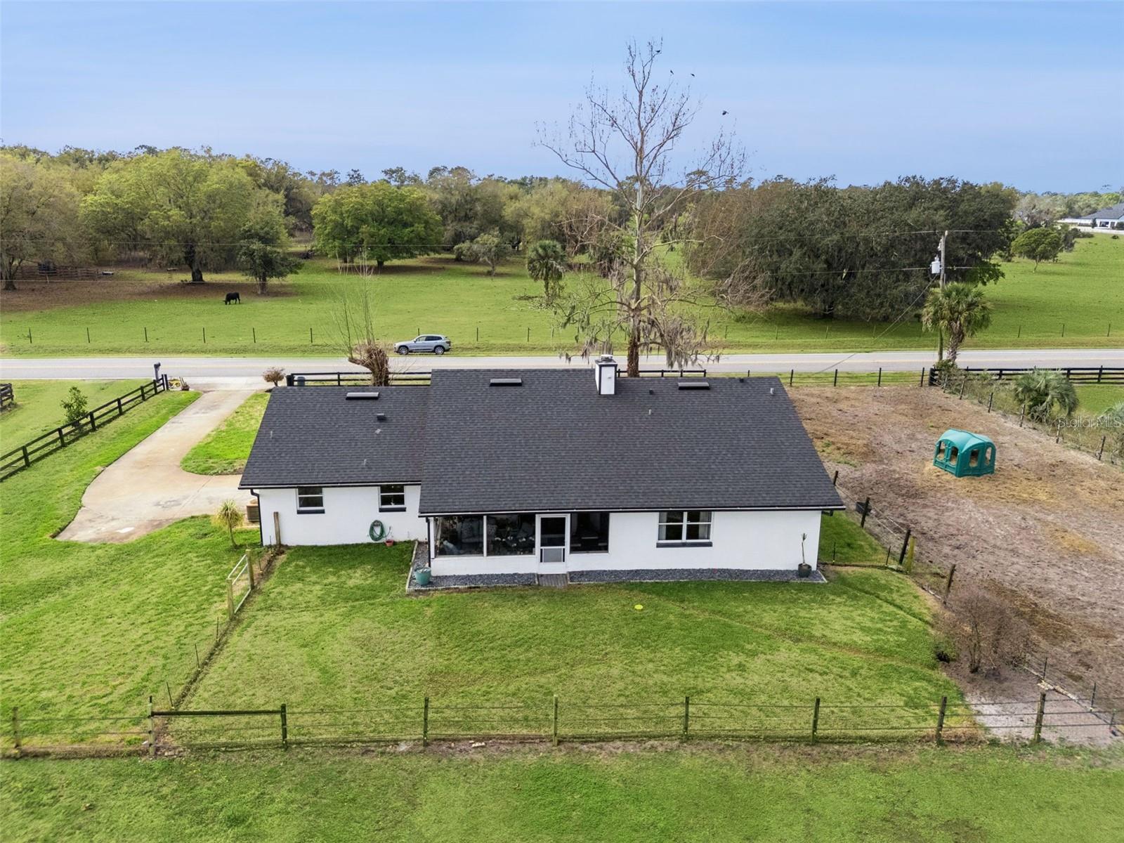 Image 45 of 59 For 1330 Lake Mills Road