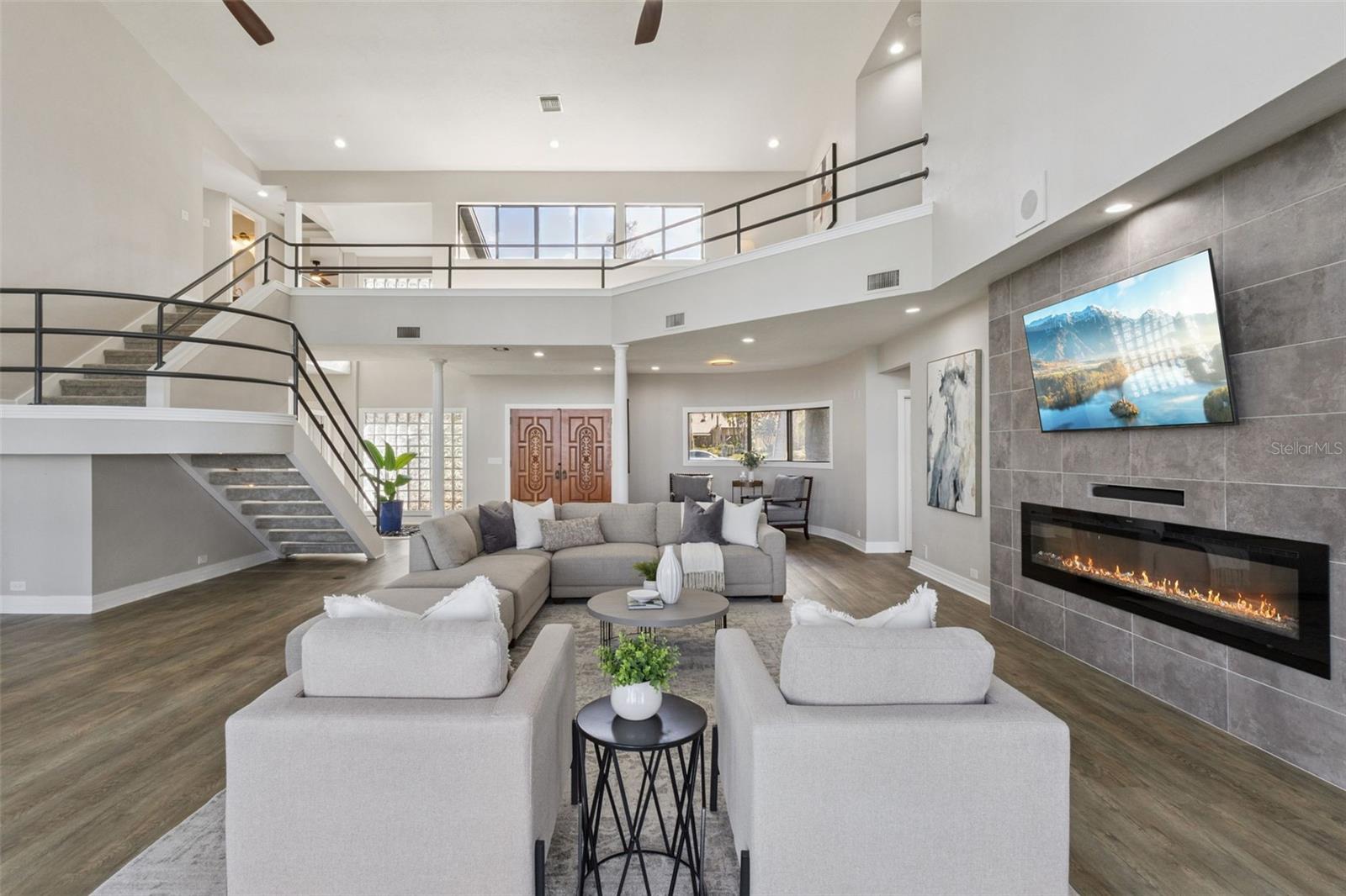 Image 14 of 71 For 303 Waterwood Drive