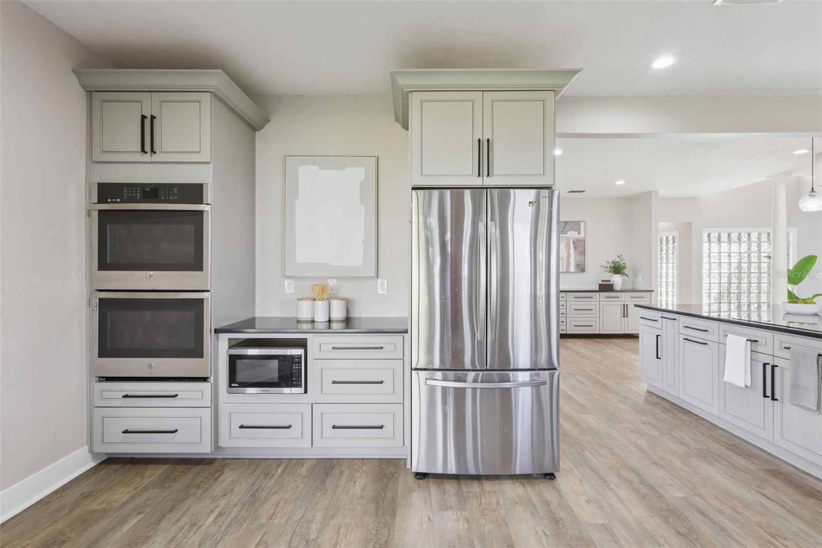 Image 17 of 71 For 303 Waterwood Drive