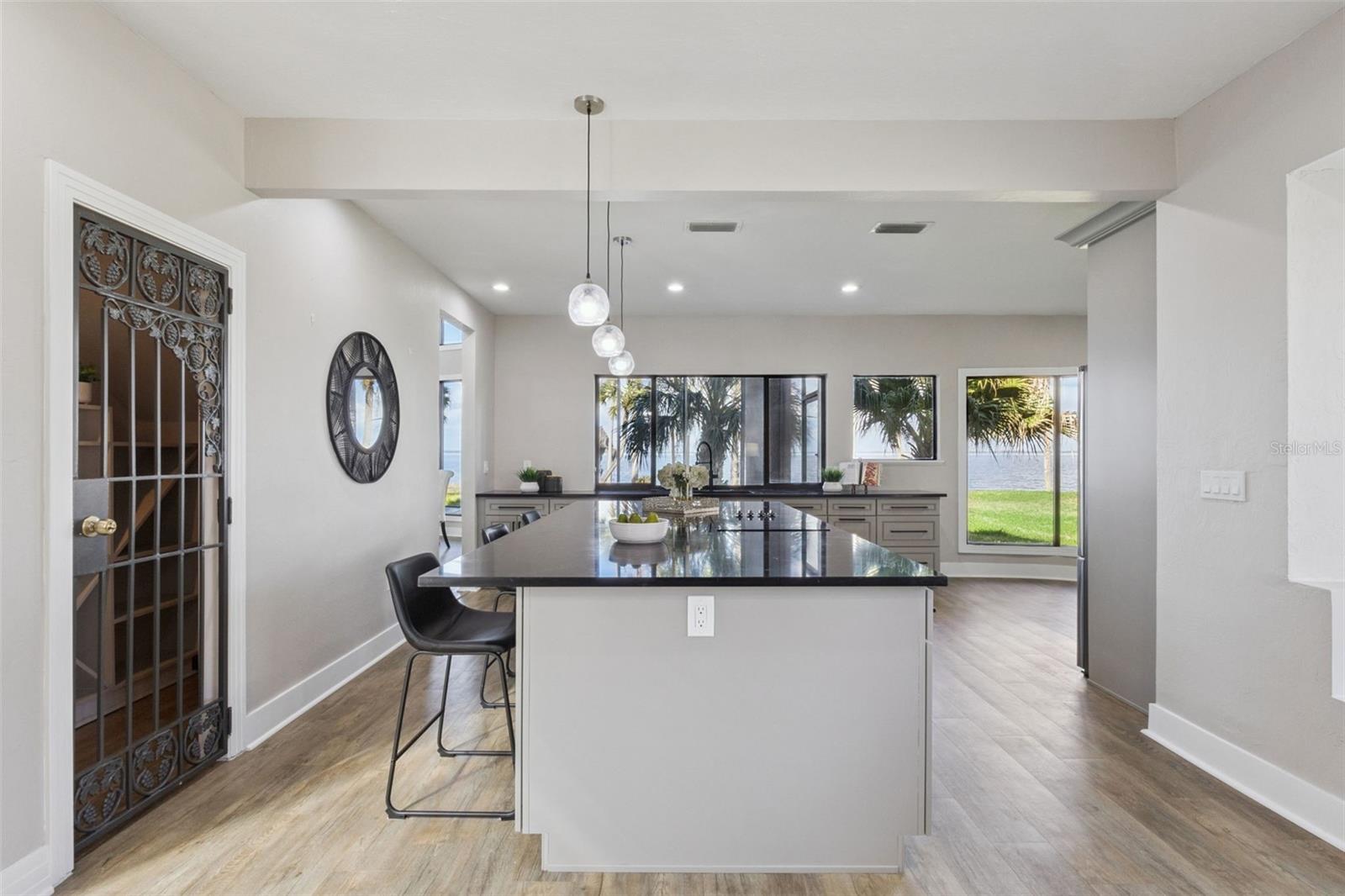 Image 19 of 71 For 303 Waterwood Drive