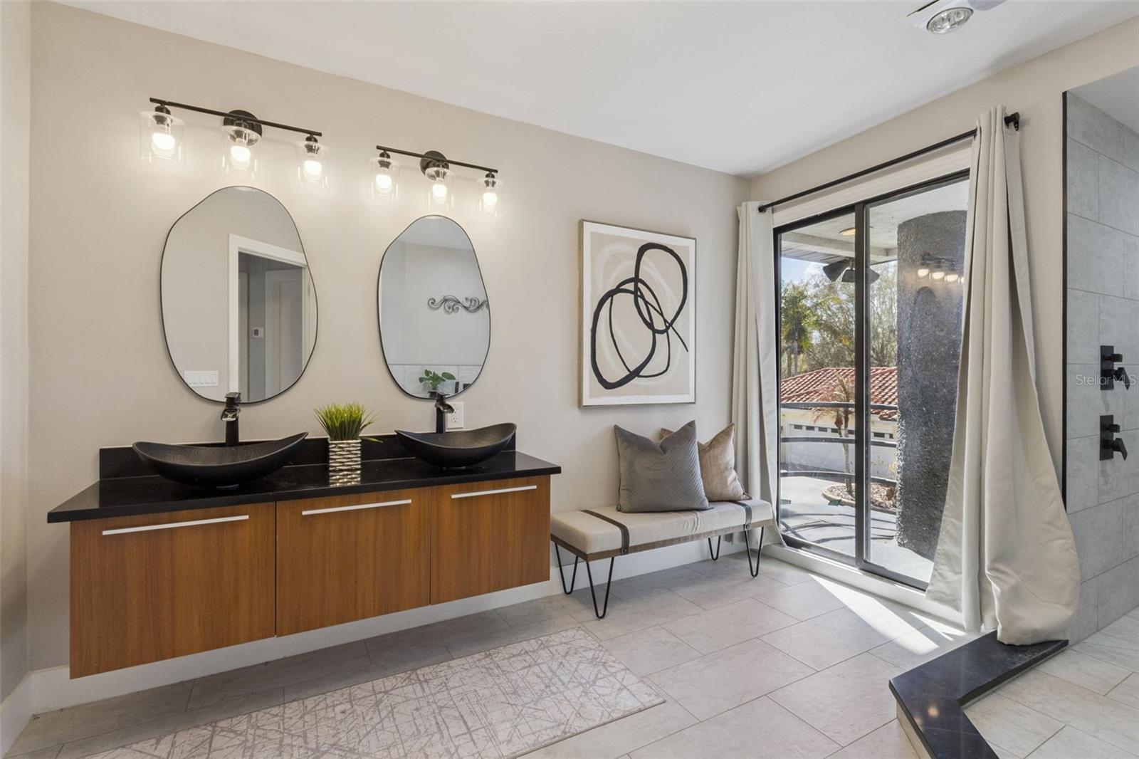 Image 37 of 71 For 303 Waterwood Drive