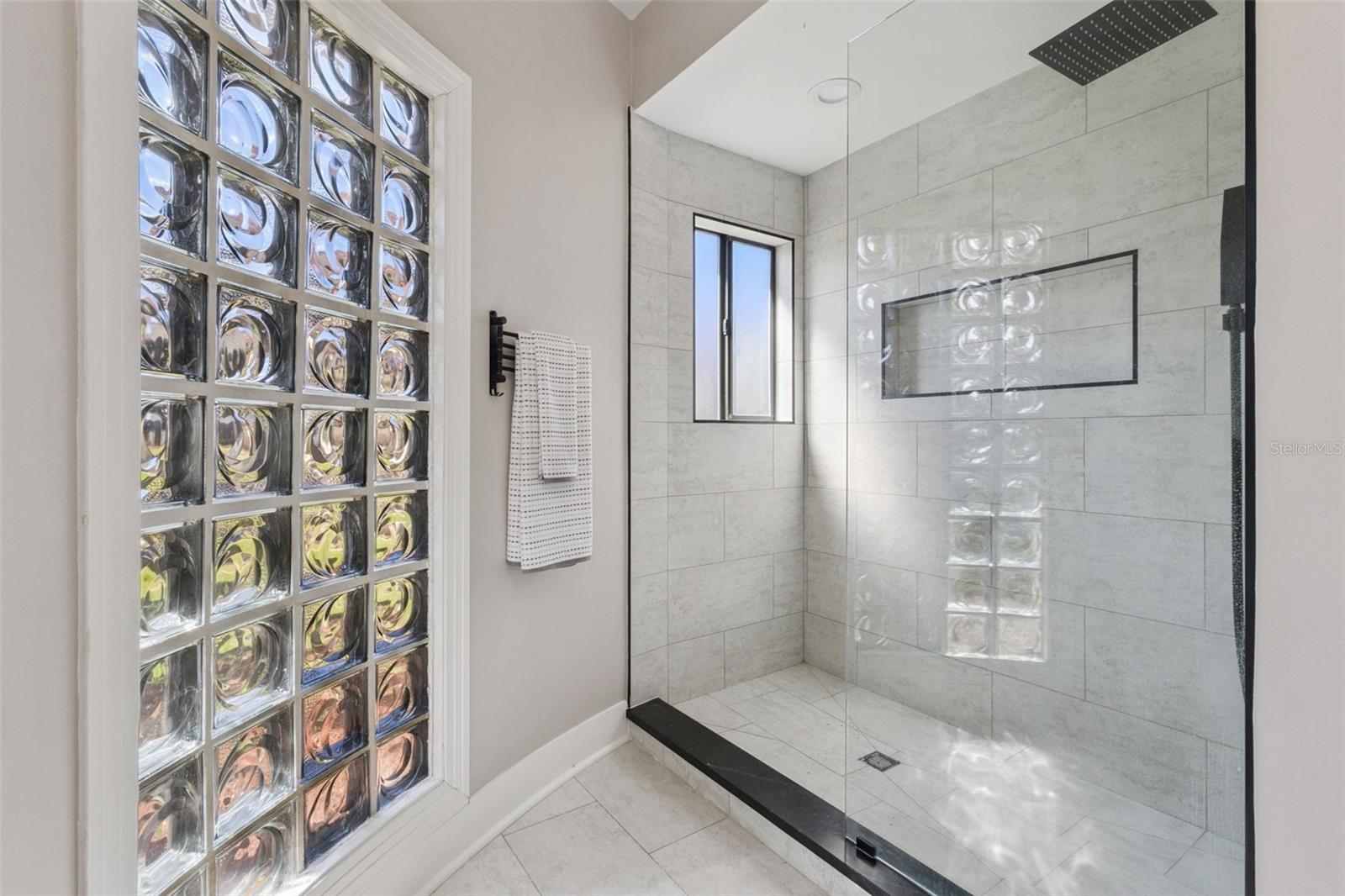 Image 39 of 71 For 303 Waterwood Drive