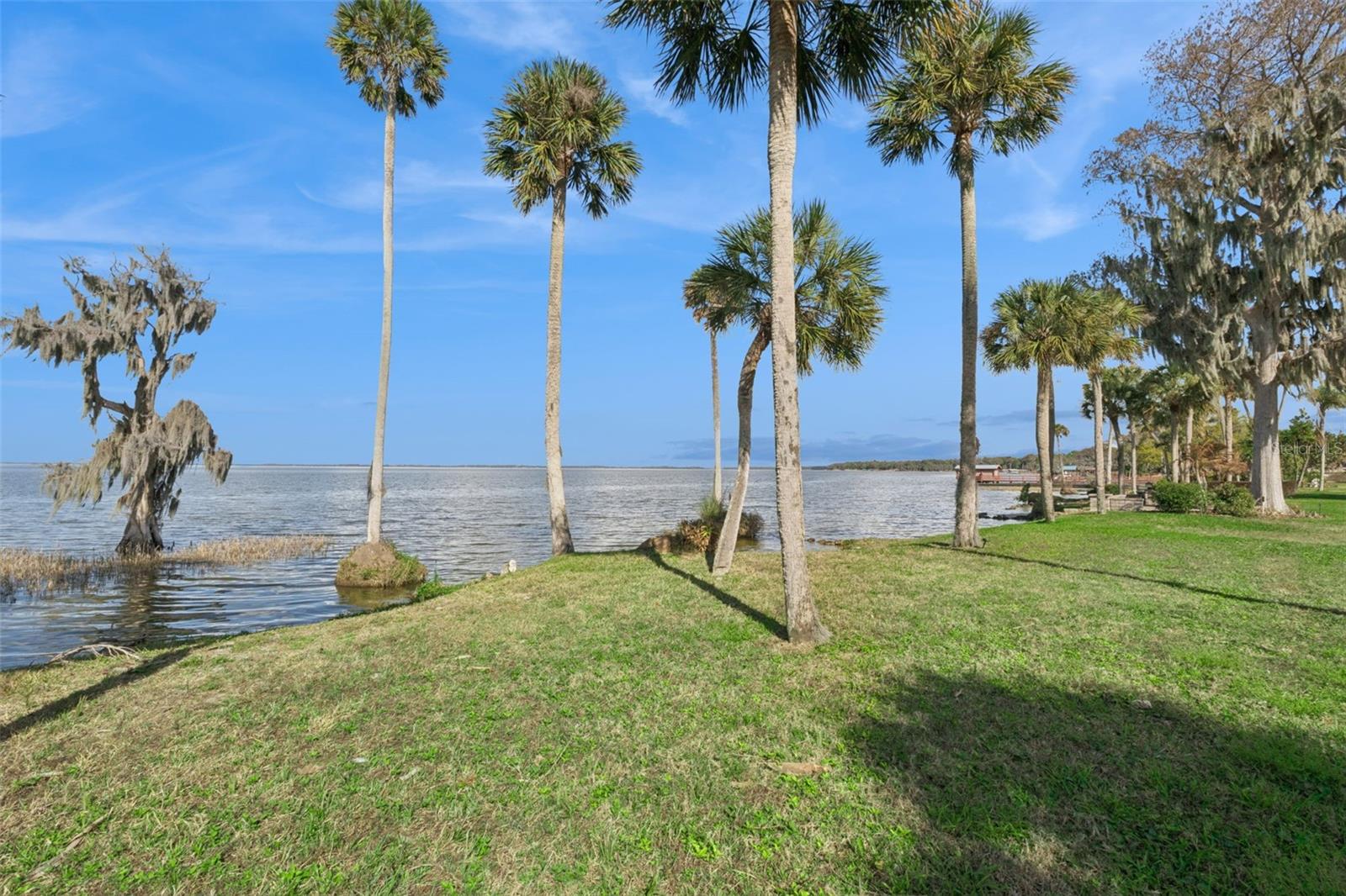 Image 60 of 71 For 303 Waterwood Drive