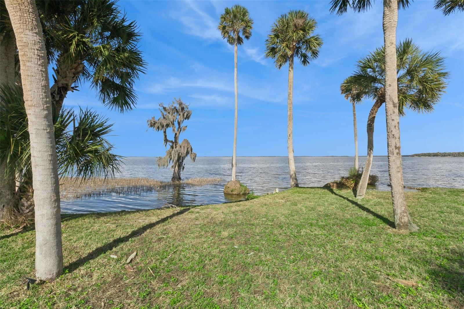 Image 61 of 71 For 303 Waterwood Drive