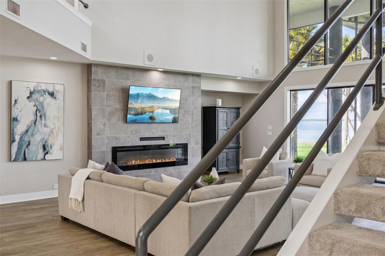 Image 9 of 71 For 303 Waterwood Drive