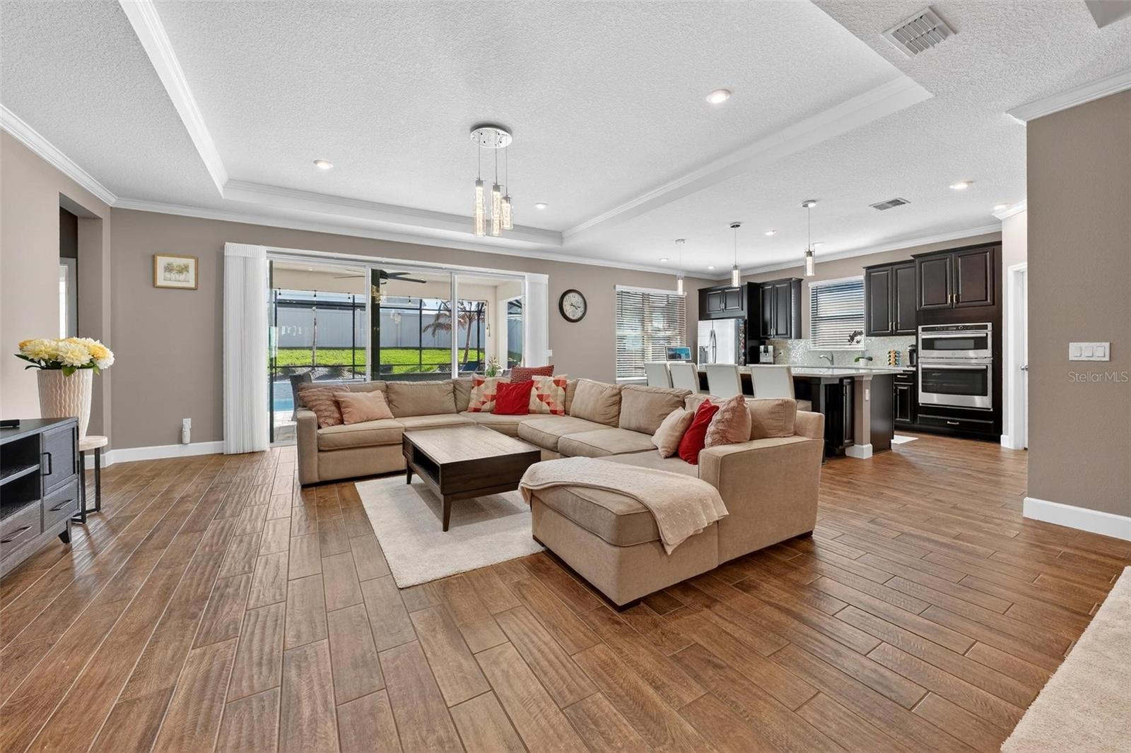 Image 14 of 82 For 1235 Waterview Ridge Circle