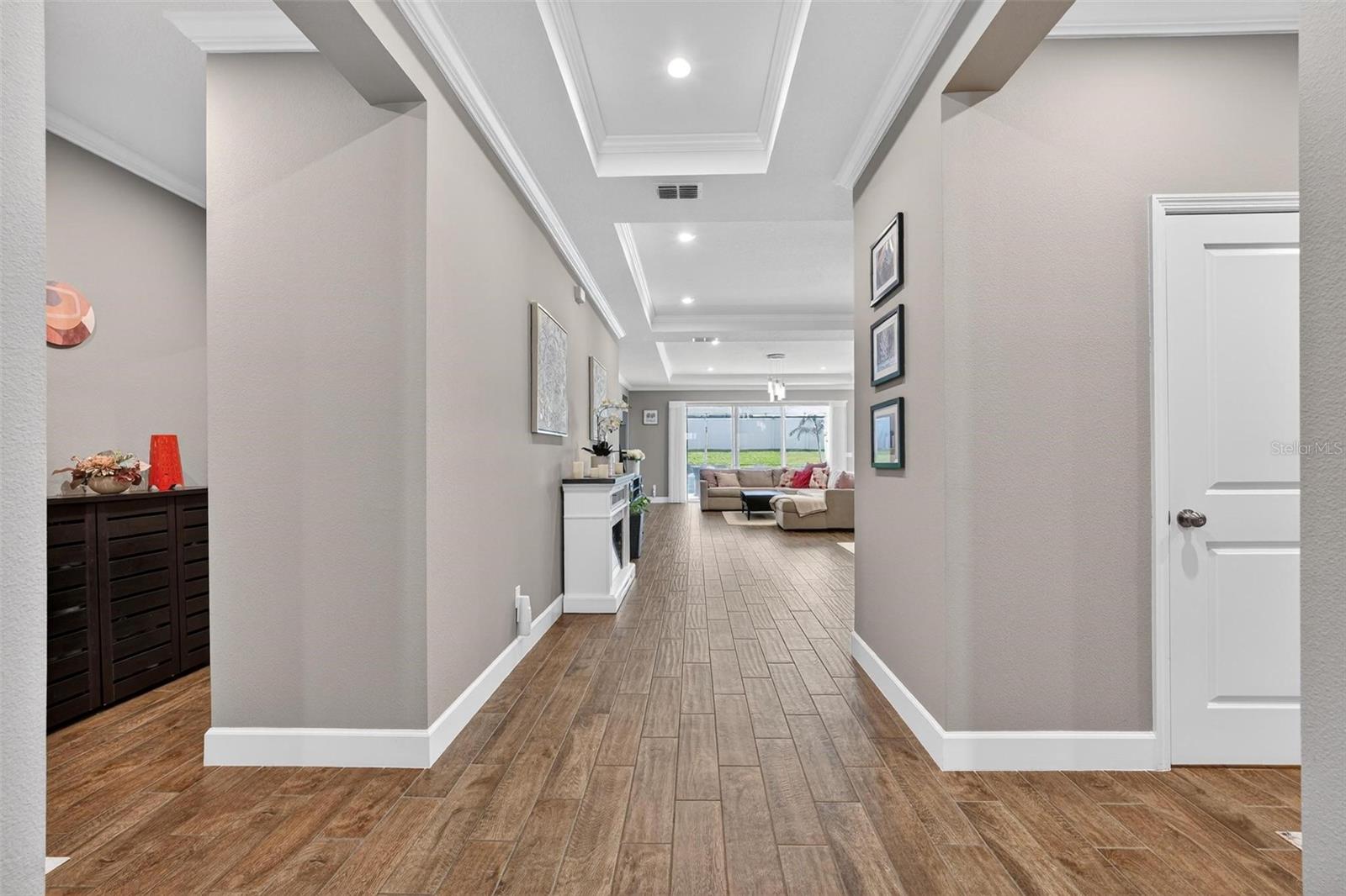 Image 7 of 82 For 1235 Waterview Ridge Circle