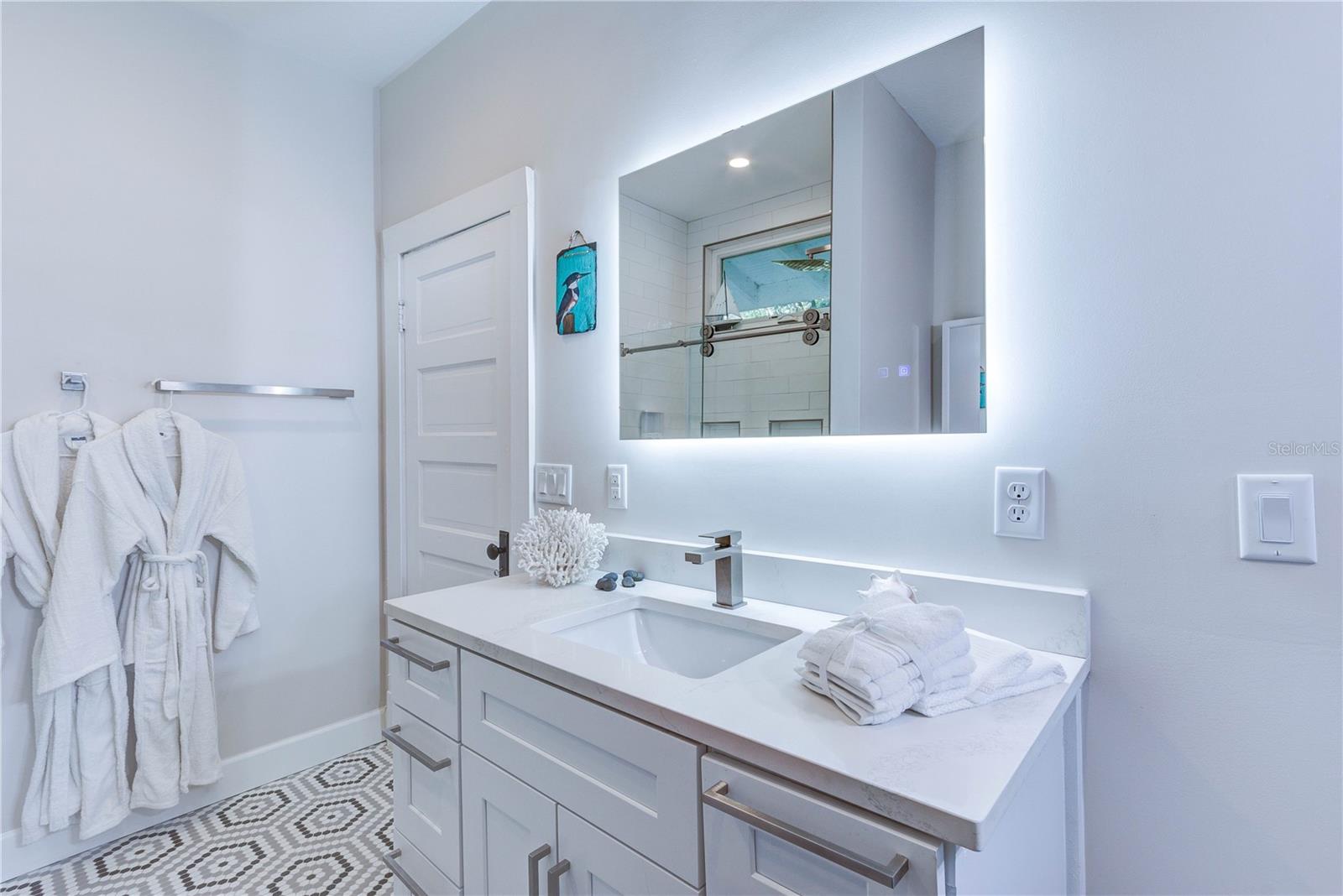 Image 11 of 14 For 1201 Palmetto Avenue