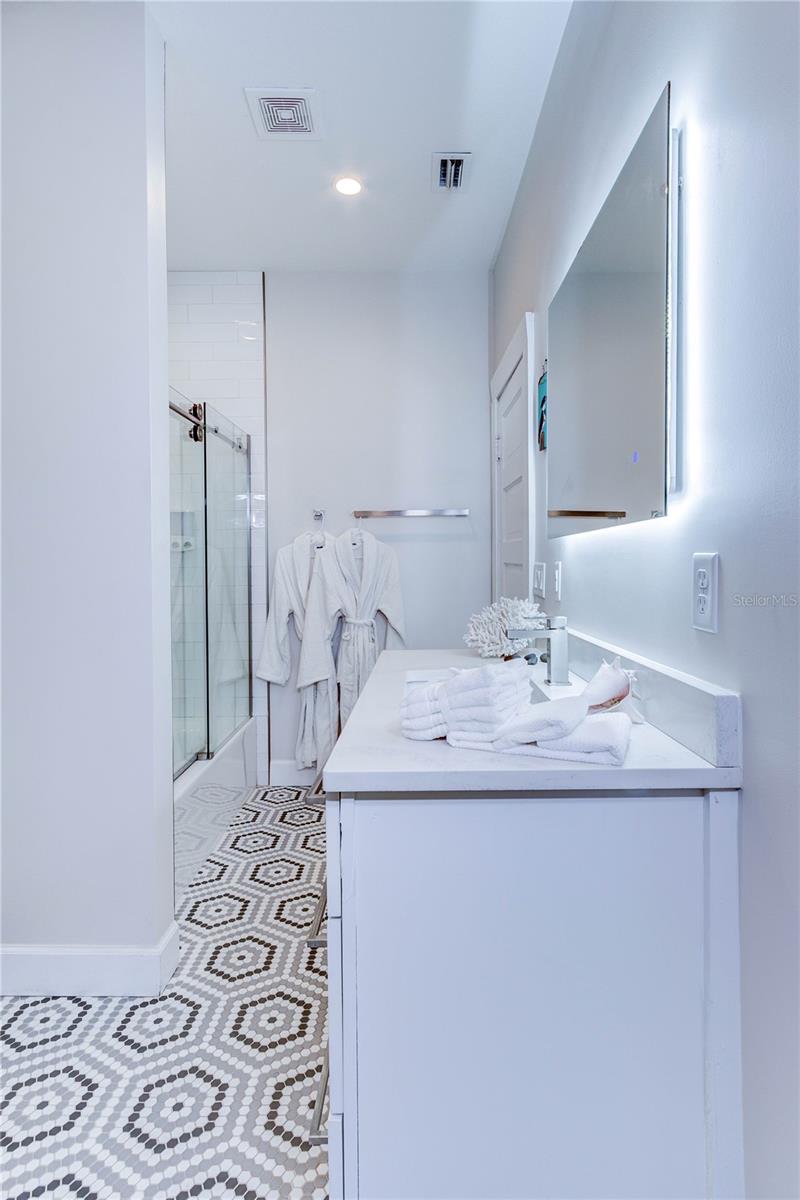 Image 12 of 14 For 1201 Palmetto Avenue