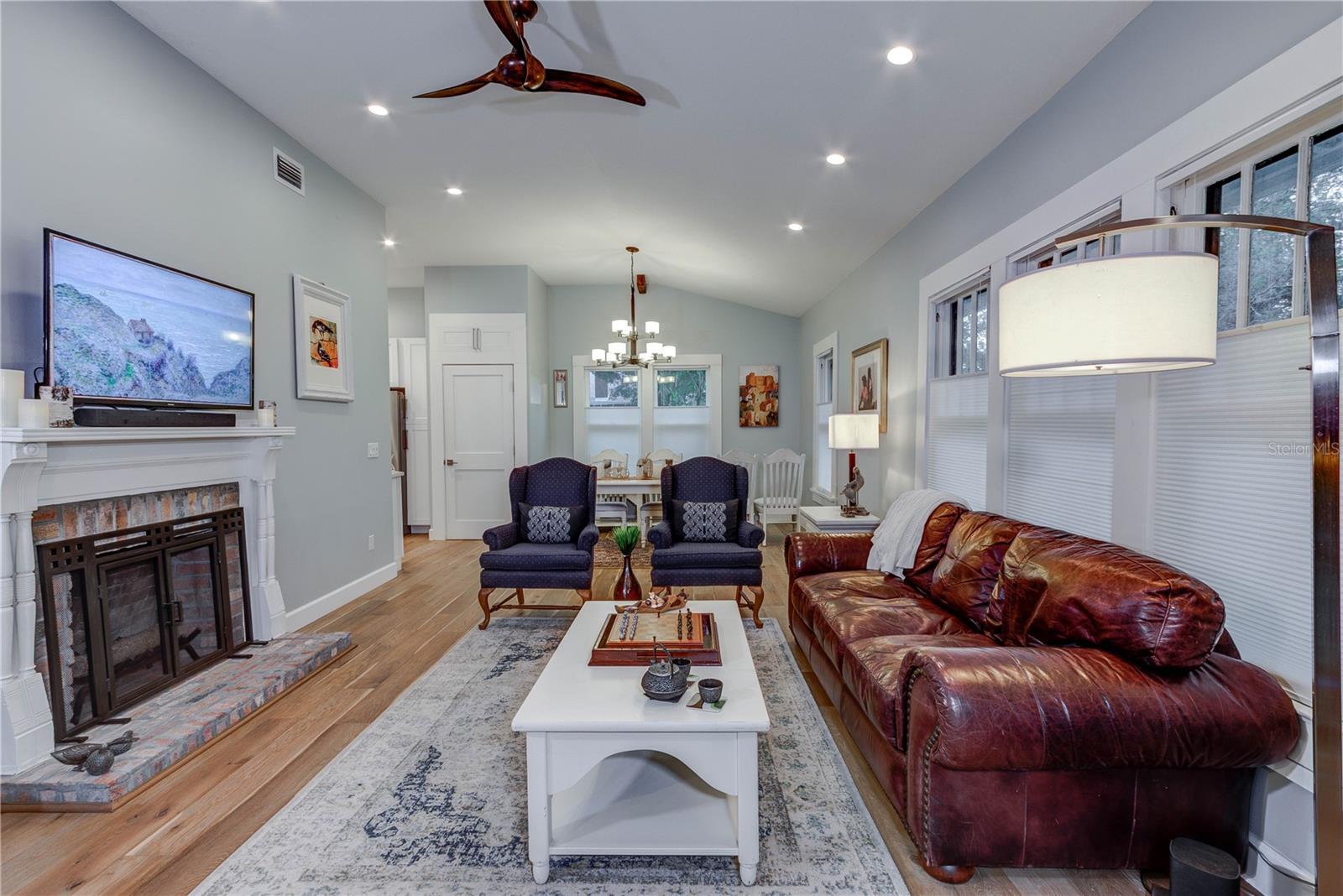 Image 3 of 14 For 1201 Palmetto Avenue