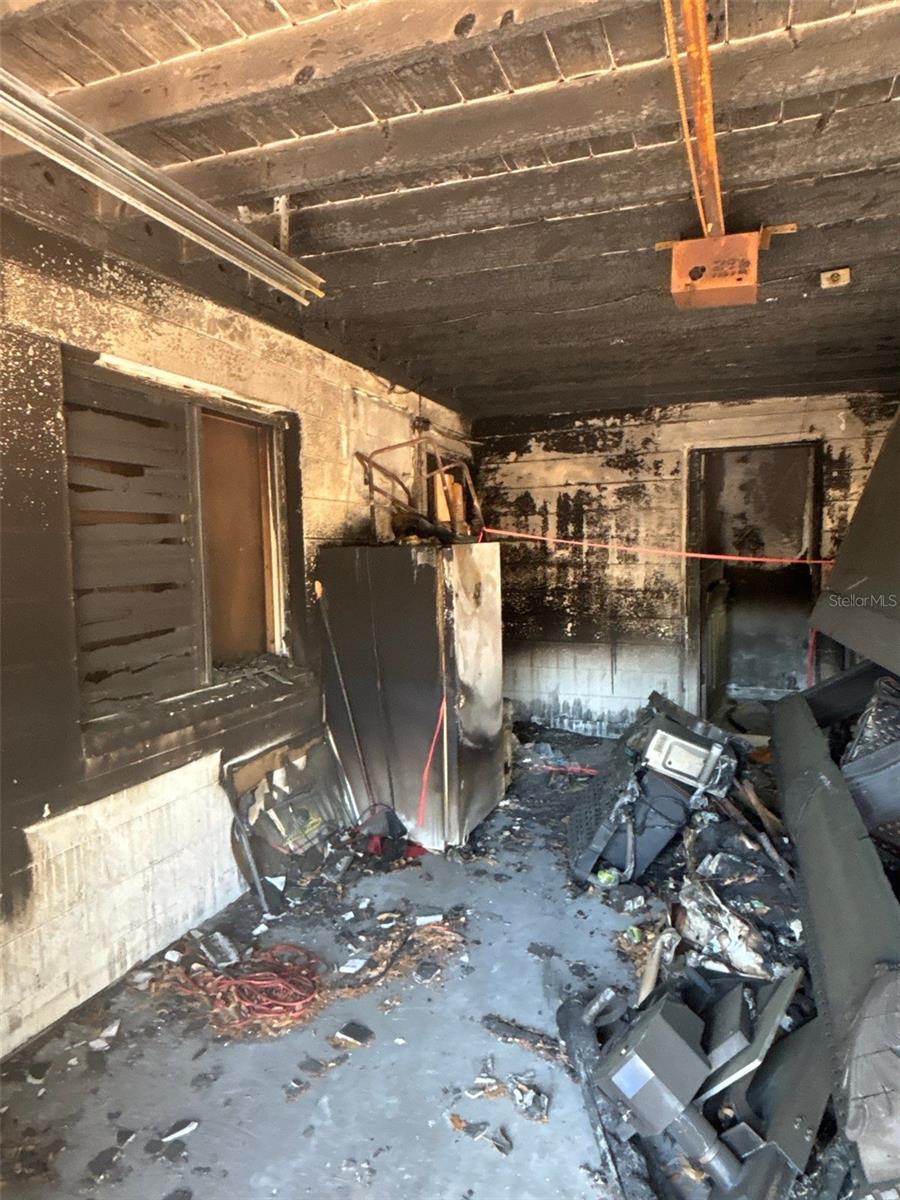 Image 9 of 10 For 11409 116th Avenue