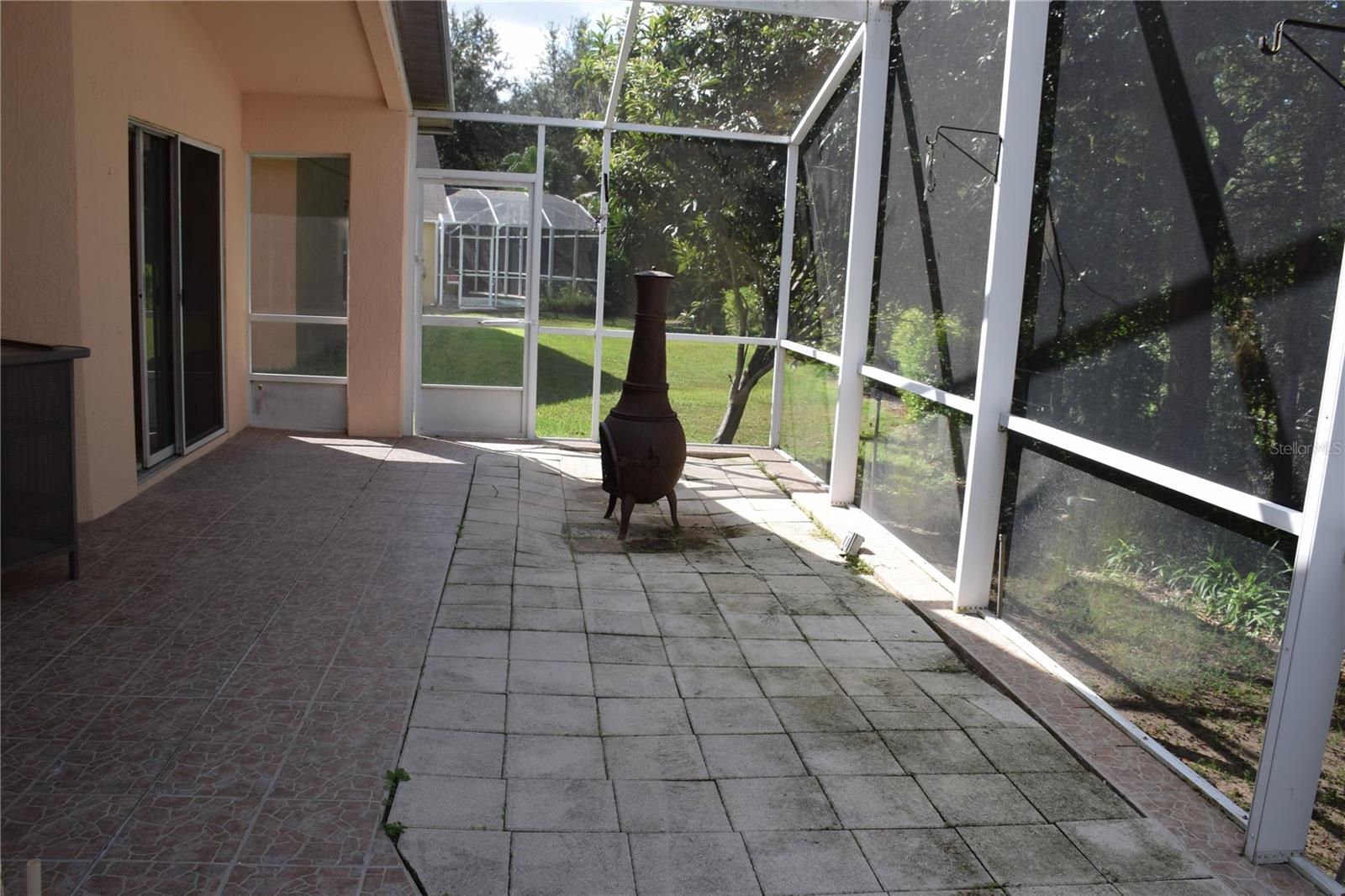 Image 19 of 25 For 2393 Paulette Drive