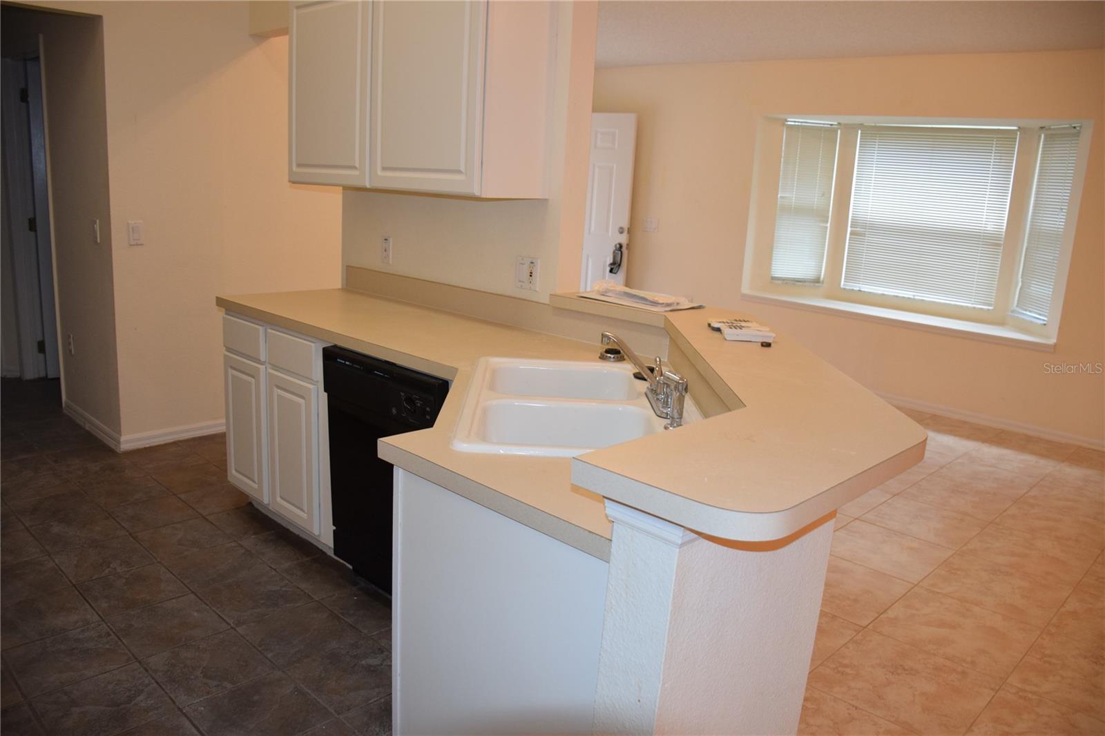 Image 8 of 25 For 2393 Paulette Drive