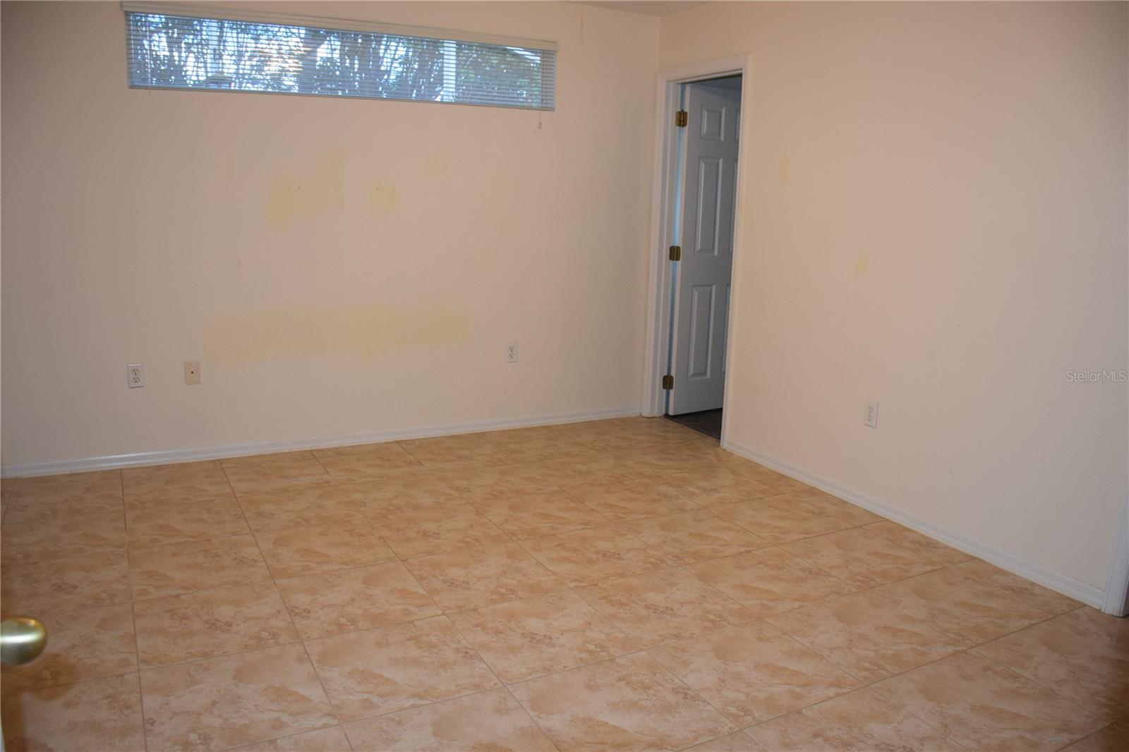 Image 9 of 25 For 2393 Paulette Drive