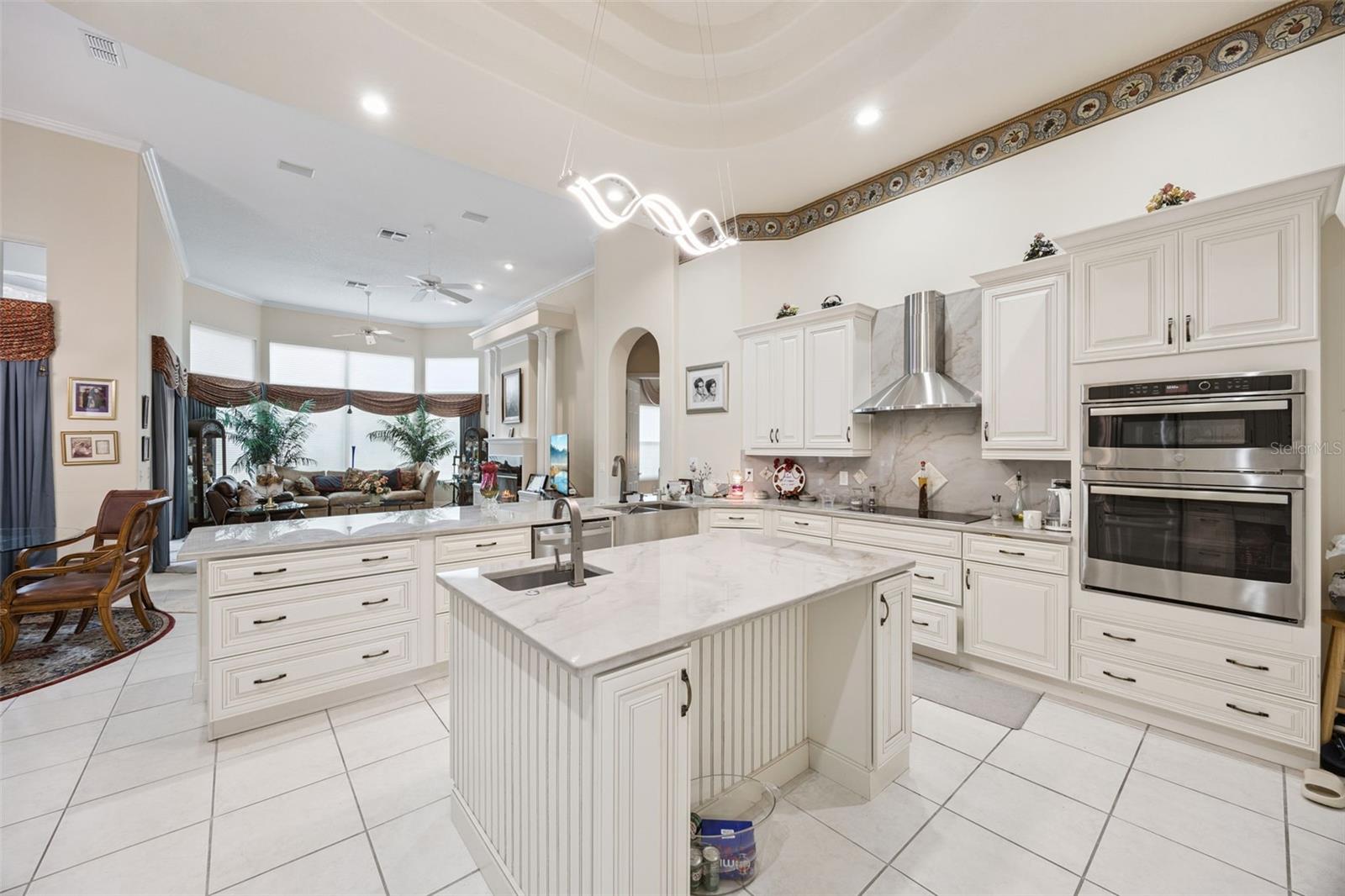 Image 33 of 75 For 8742 Southern Breeze Drive