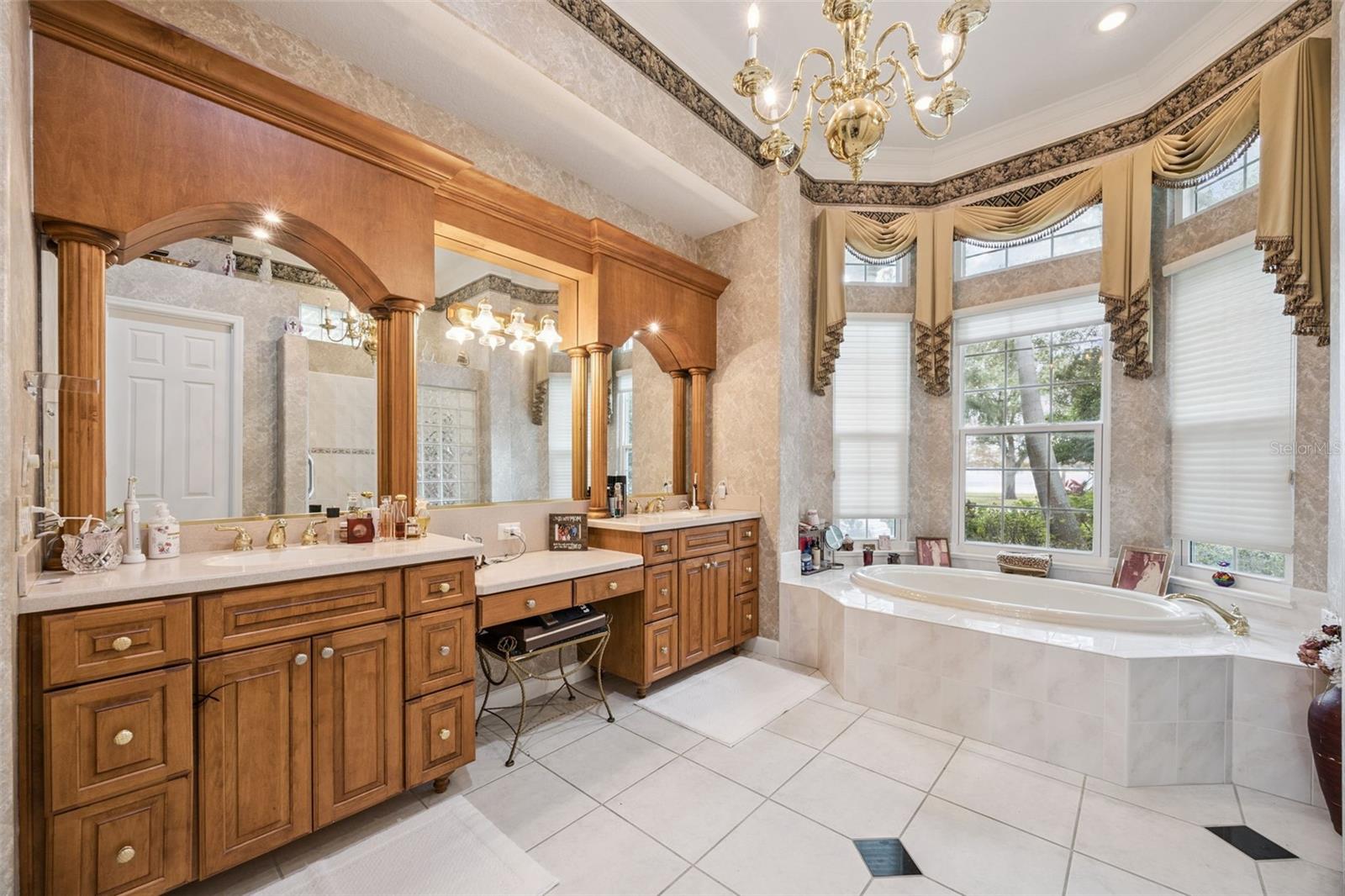 Image 43 of 75 For 8742 Southern Breeze Drive