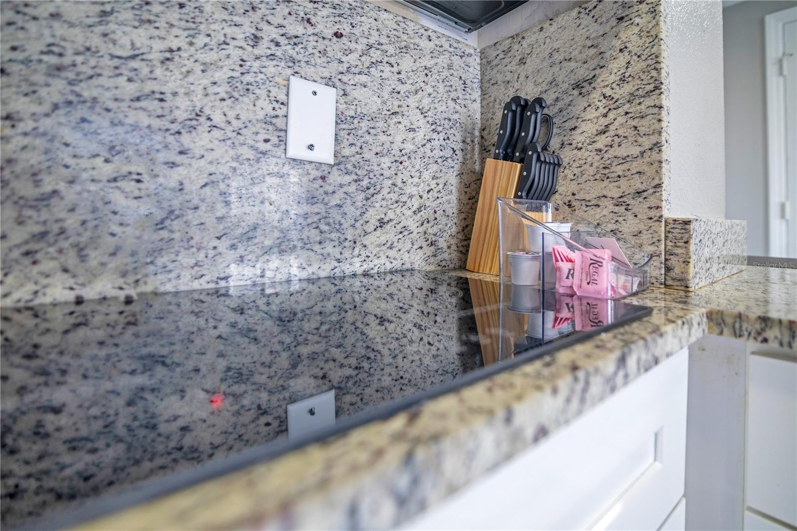 Image 12 of 37 For 6165 Carrier Drive 2605