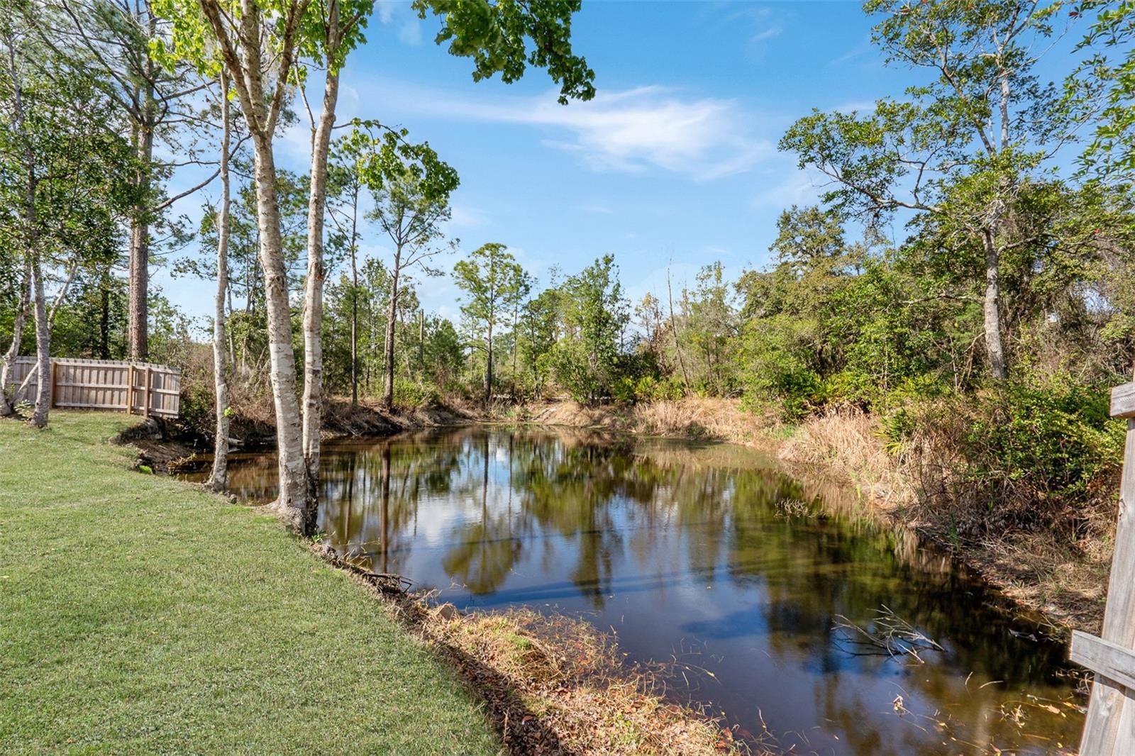 Image 40 of 70 For 27035 State Road 44