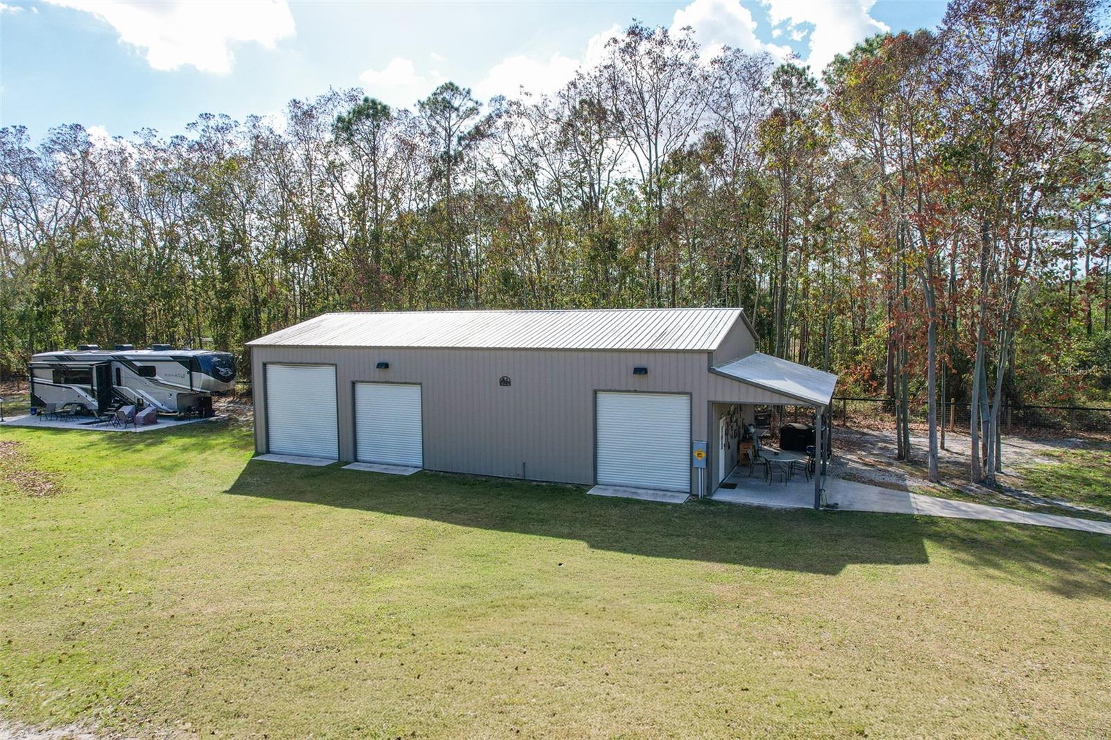 Image 46 of 70 For 27035 State Road 44