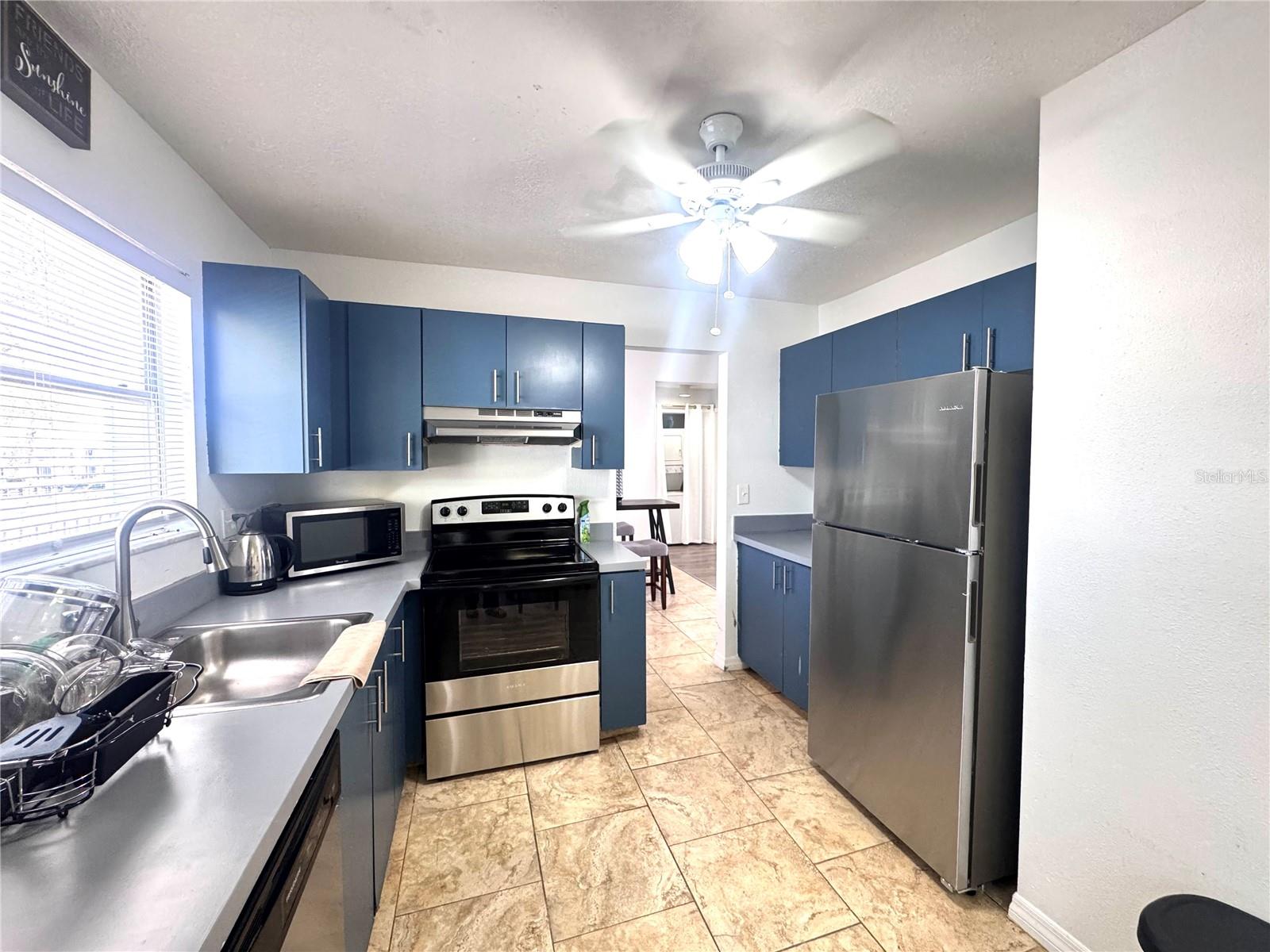 Image 10 of 25 For 2544 Woodgate Boulevard 204