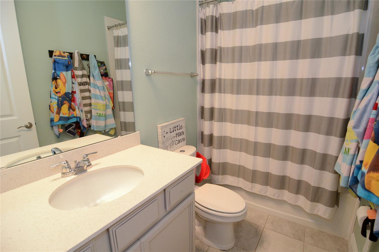 Image 21 of 28 For 741 Daybreak Place