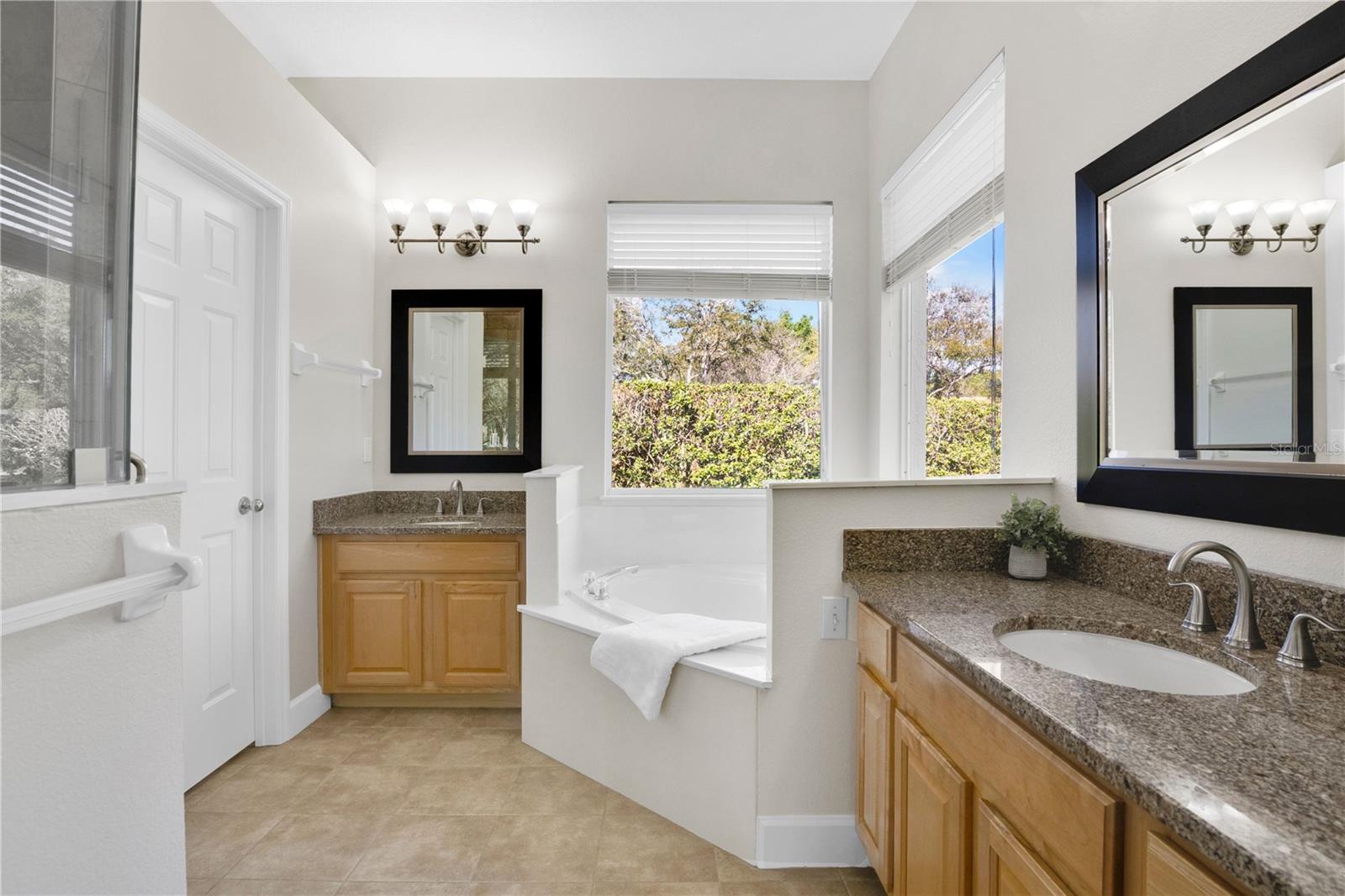 Image 16 of 36 For 357 Kirkhill Street