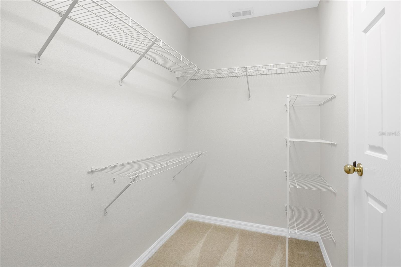 Image 18 of 36 For 357 Kirkhill Street