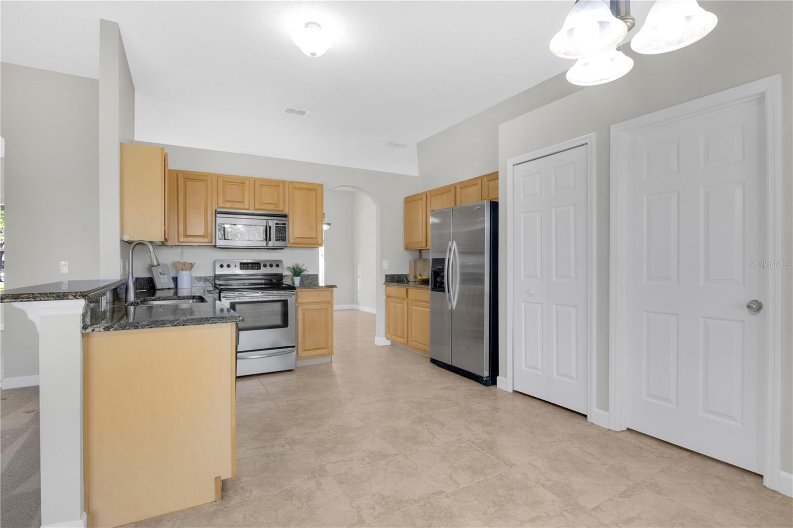 Image 6 of 36 For 357 Kirkhill Street