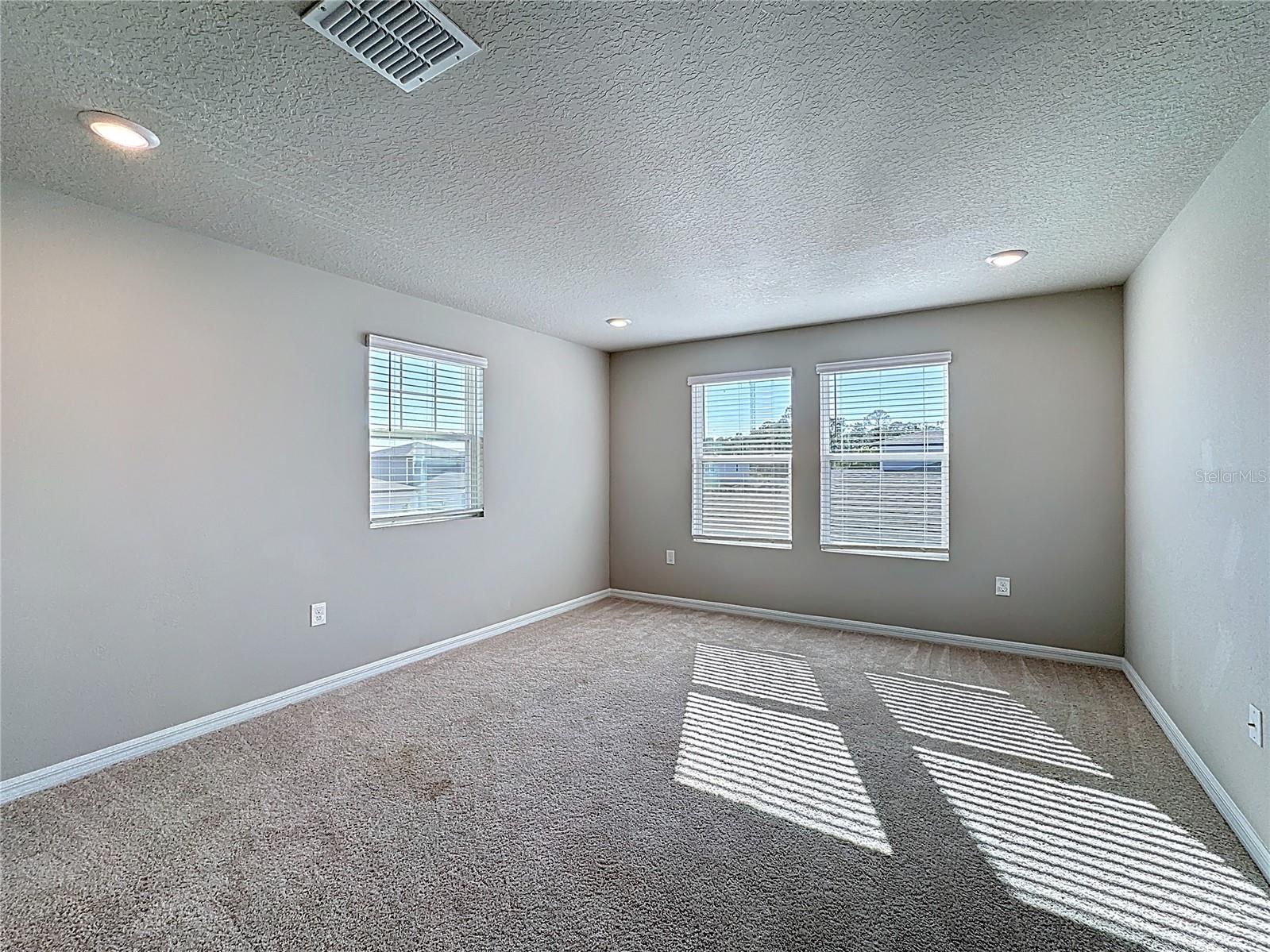 Image 22 of 71 For 5251 Meredrew Lane