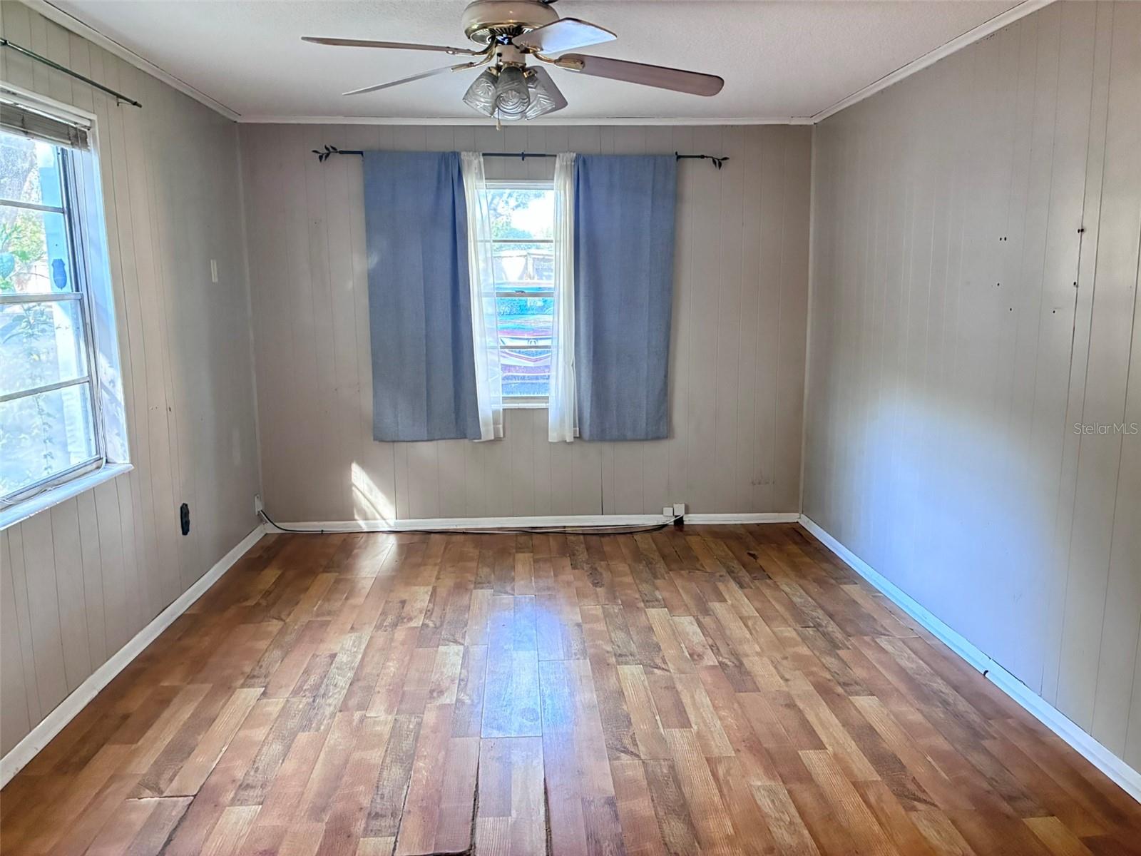 Image 13 of 24 For 120 Club Road