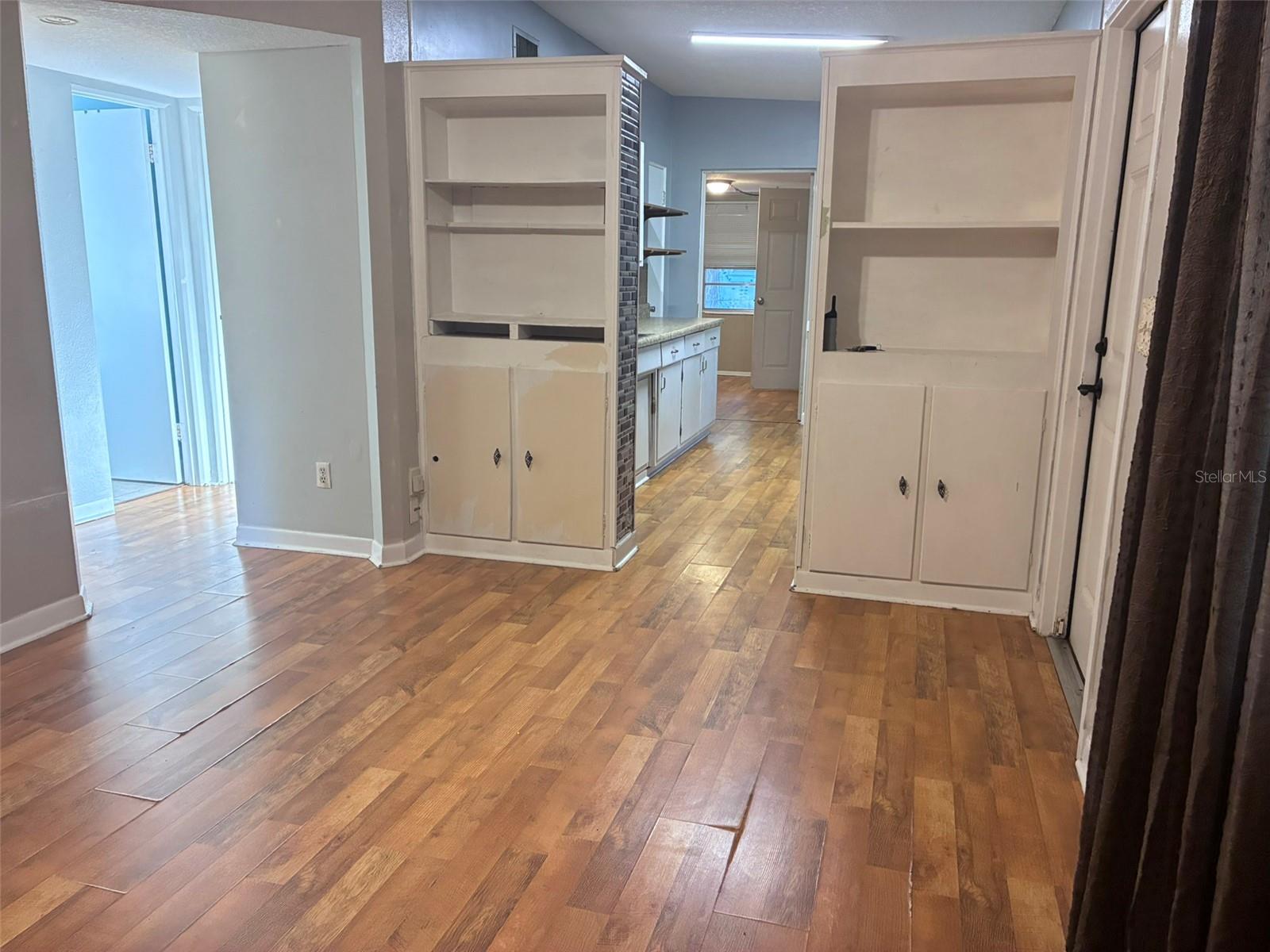 Image 6 of 24 For 120 Club Road