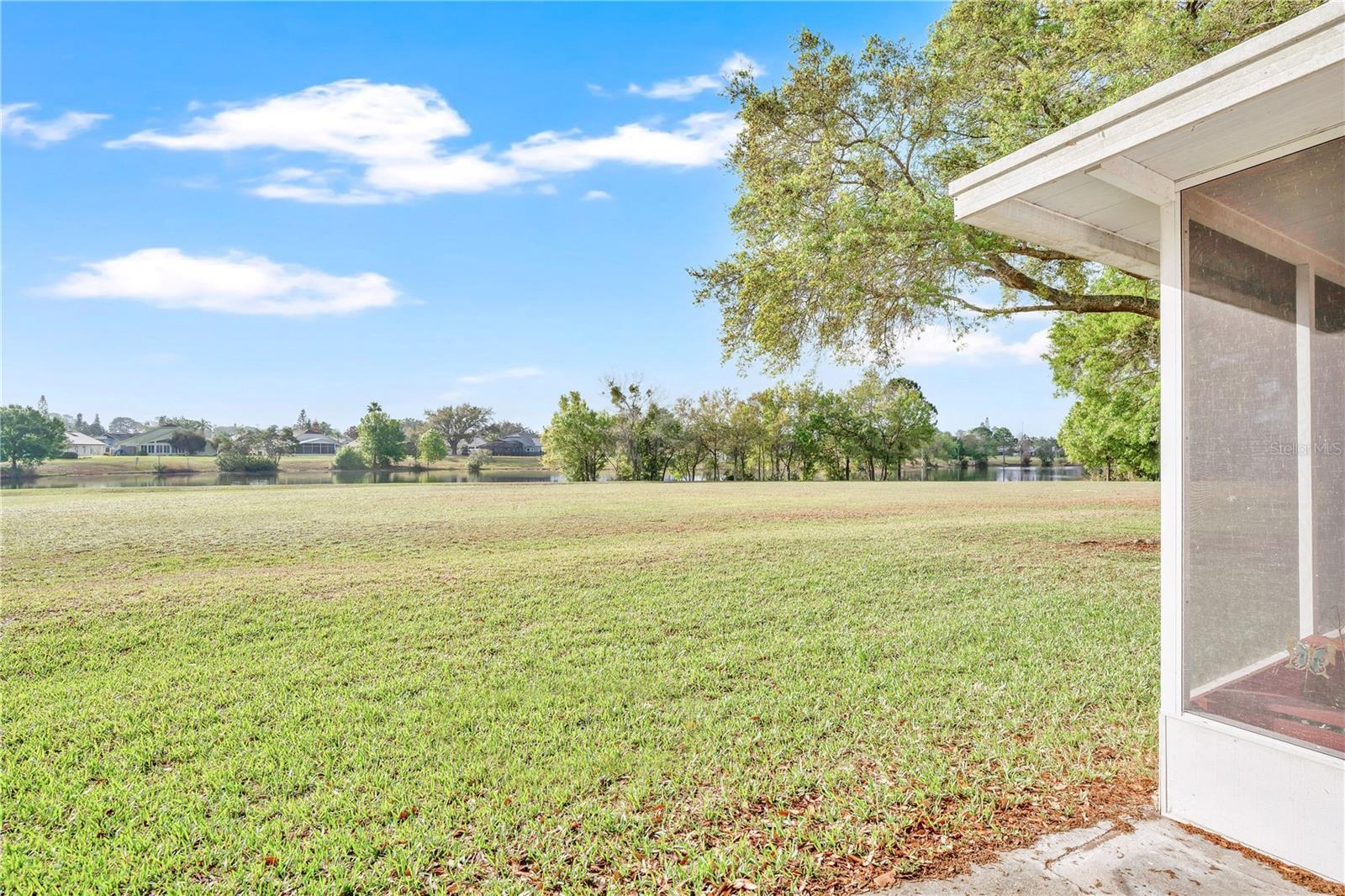 Image 18 of 30 For 12380 Shady Spring Way 105