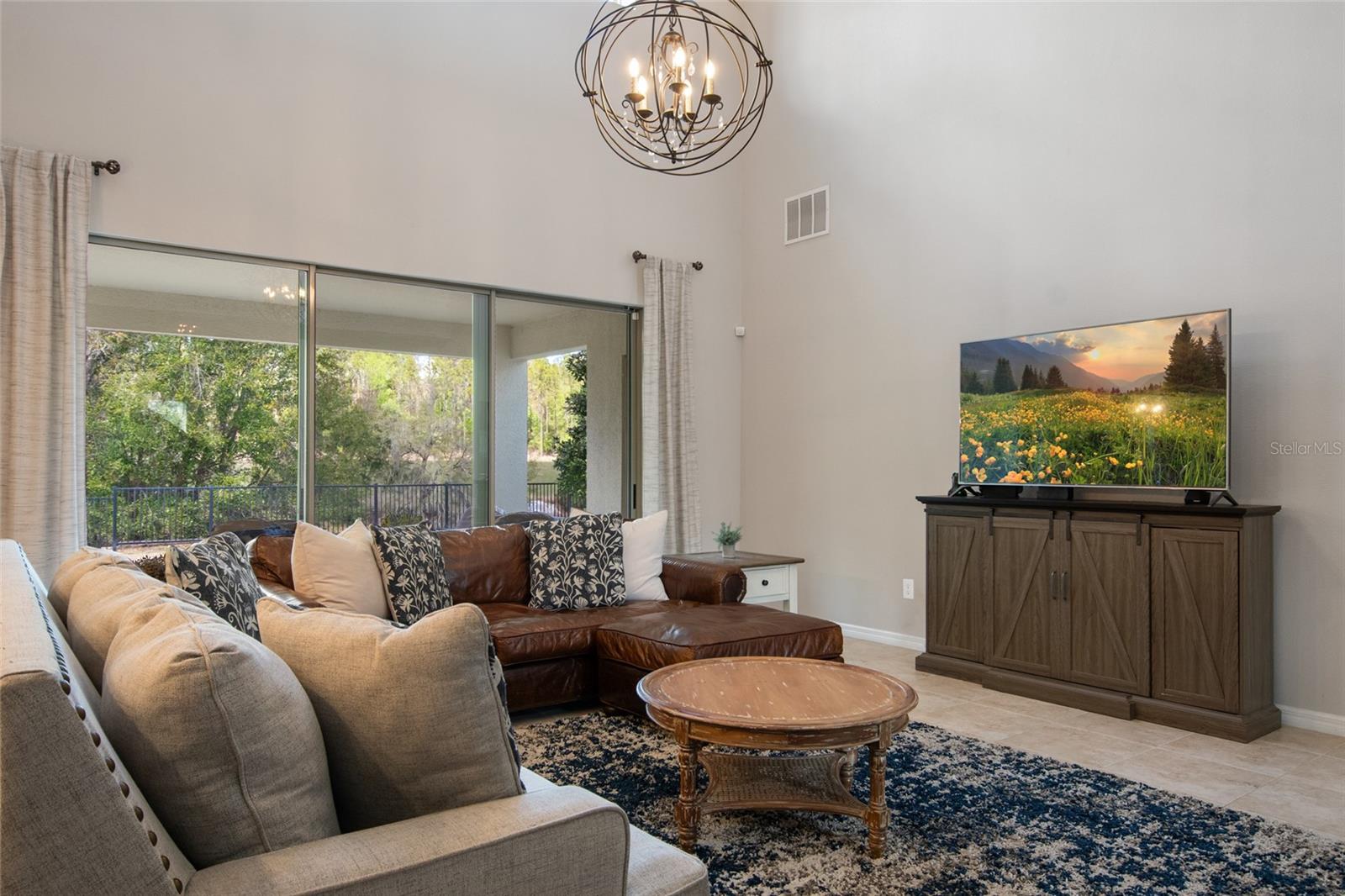 Image 19 of 100 For 615 Timbervale Trail