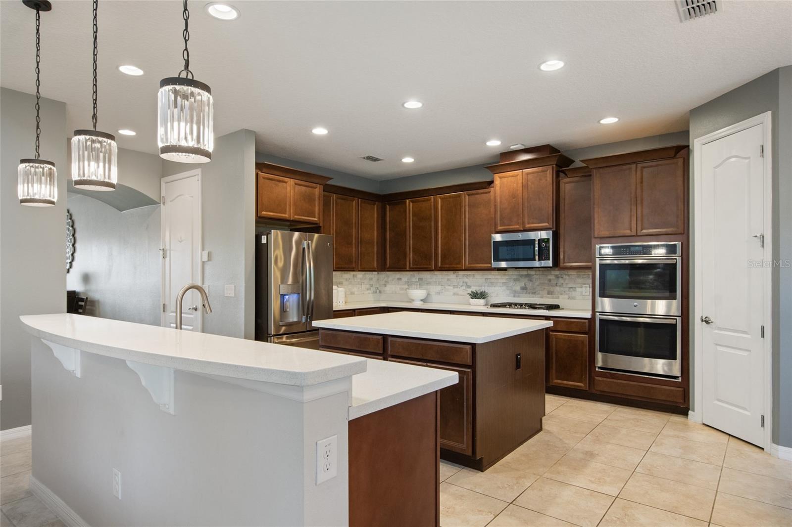 Image 24 of 100 For 615 Timbervale Trail