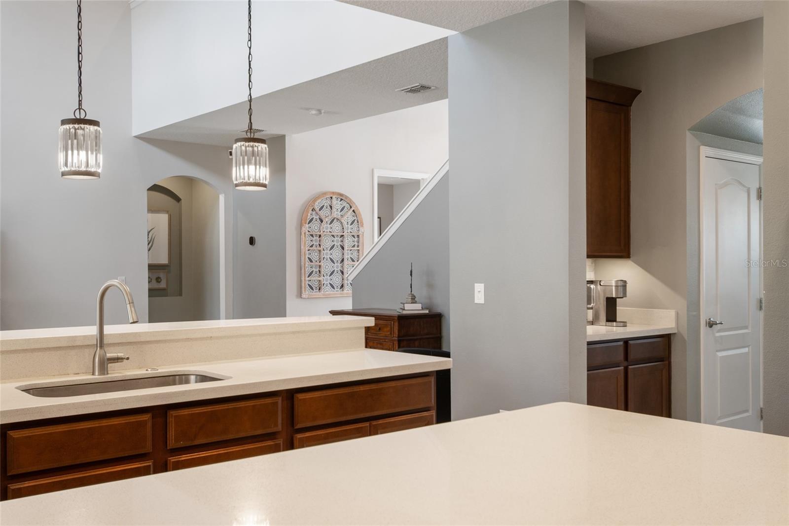 Image 27 of 100 For 615 Timbervale Trail