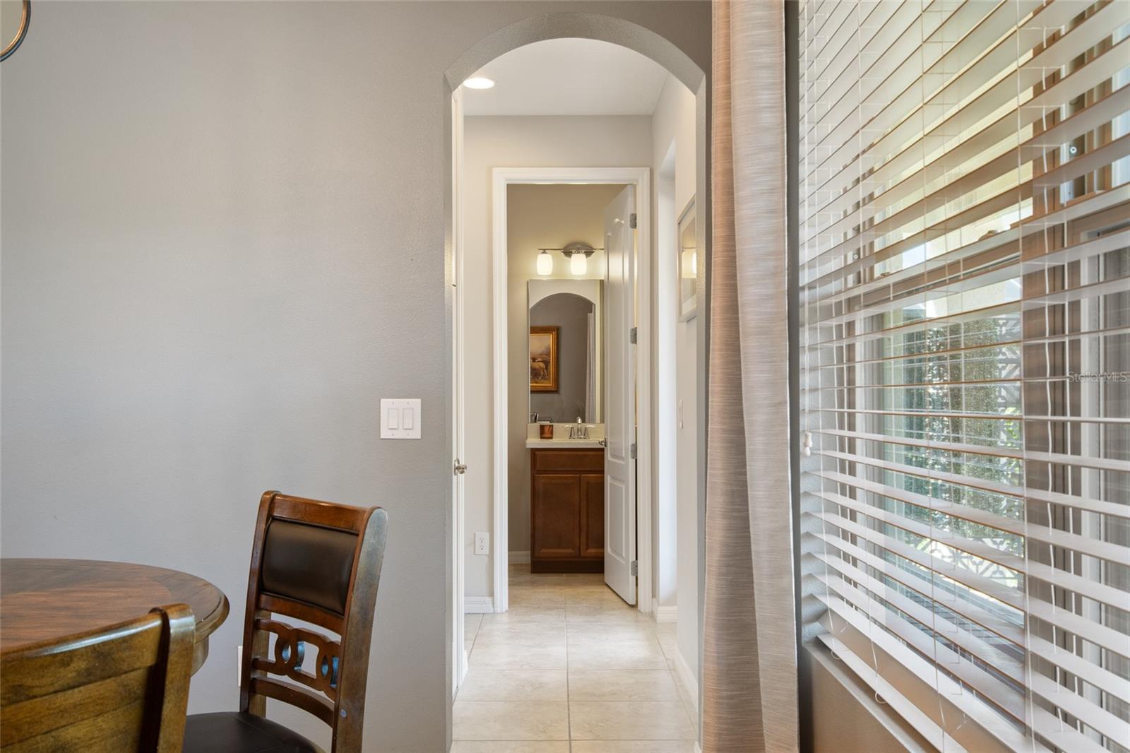 Image 33 of 100 For 615 Timbervale Trail