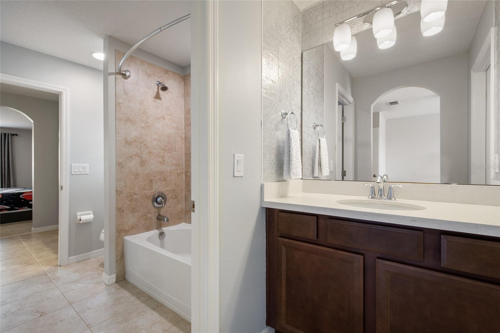 Image 68 of 100 For 615 Timbervale Trail