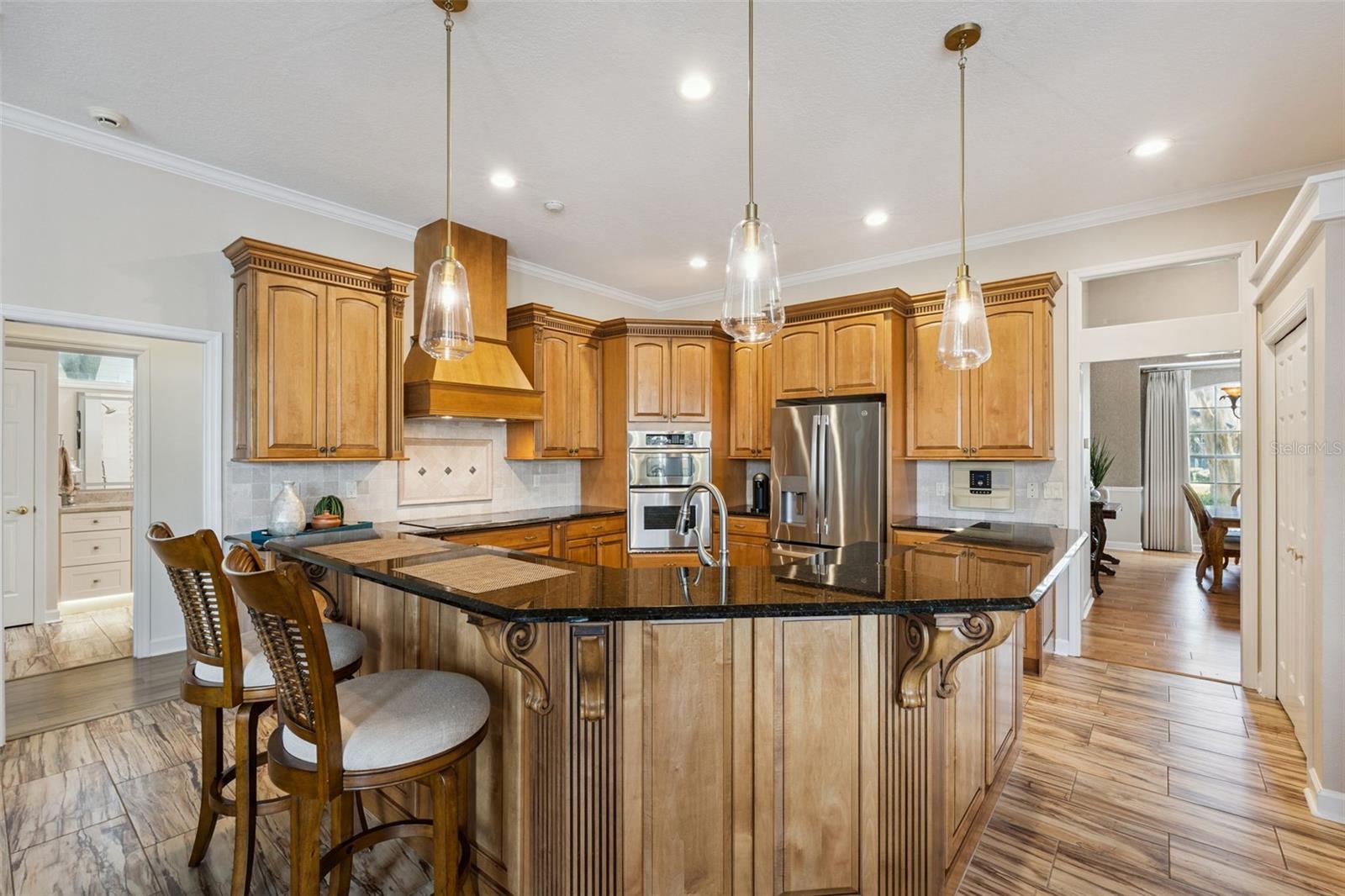 Image 14 of 63 For 8725 Summerville Place