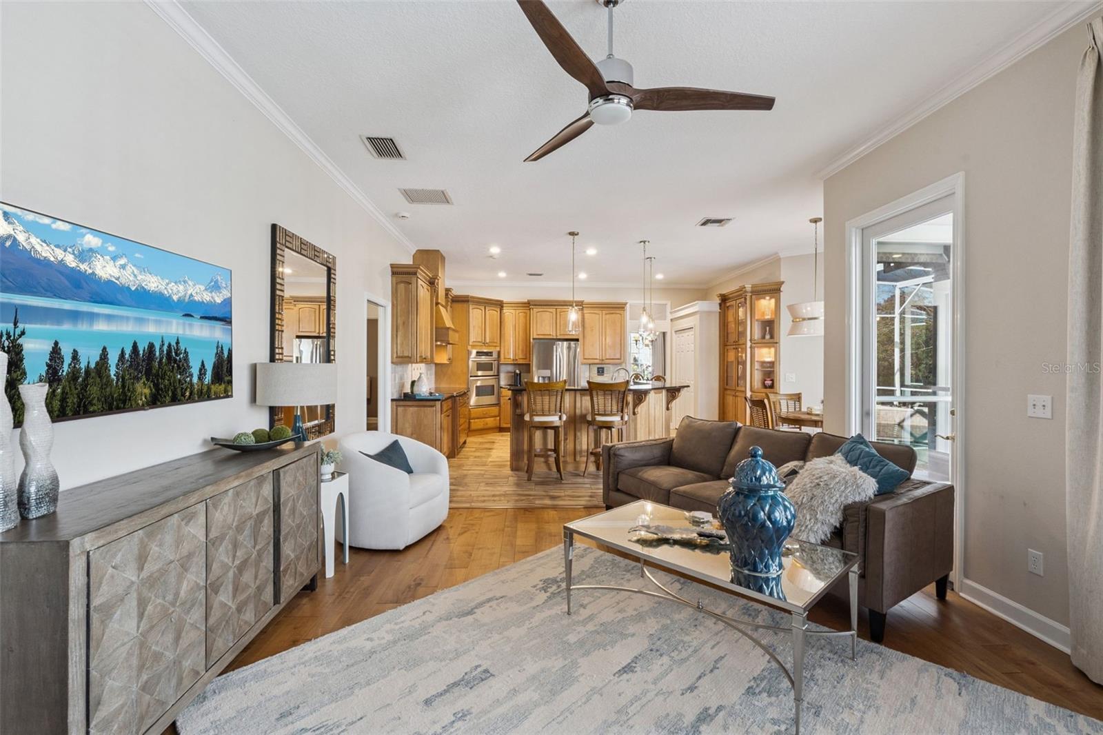 Image 18 of 63 For 8725 Summerville Place