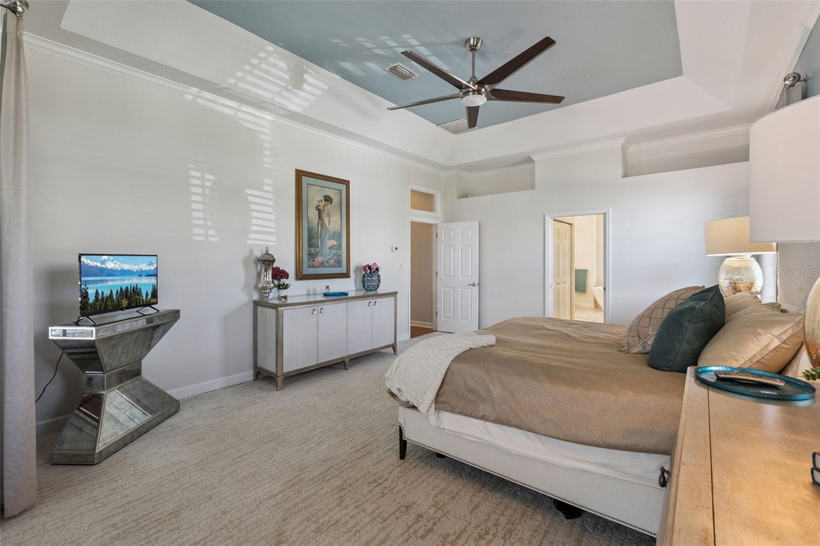 Image 23 of 63 For 8725 Summerville Place