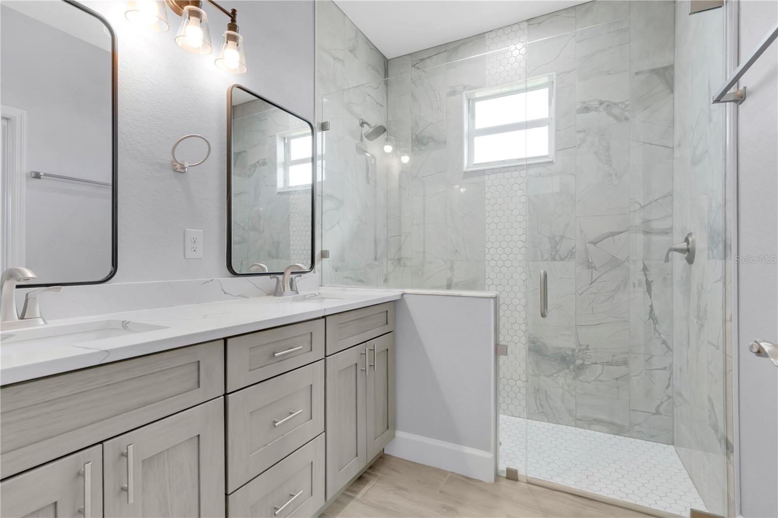 Image 19 of 41 For 1306 2nd Avenue