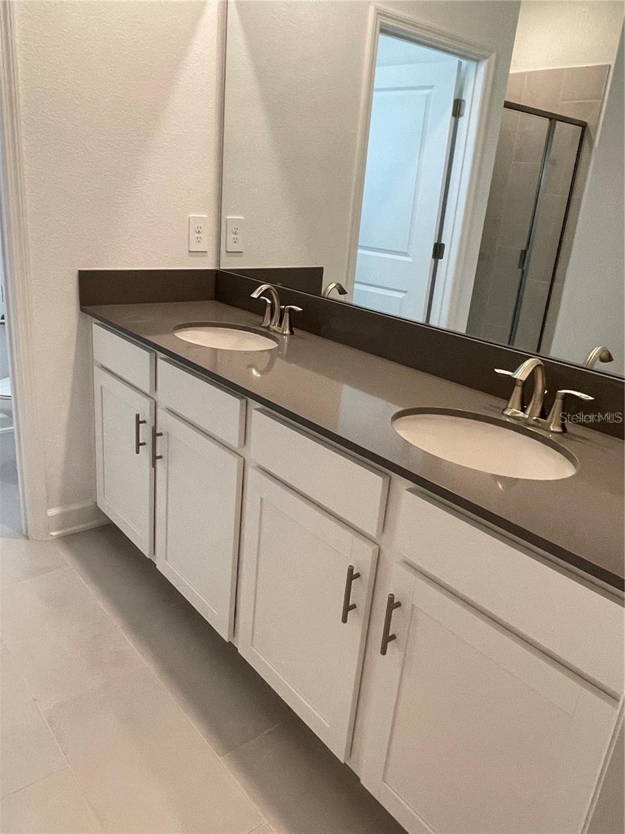 Image 15 of 23 For 3111 Addison Boulevard